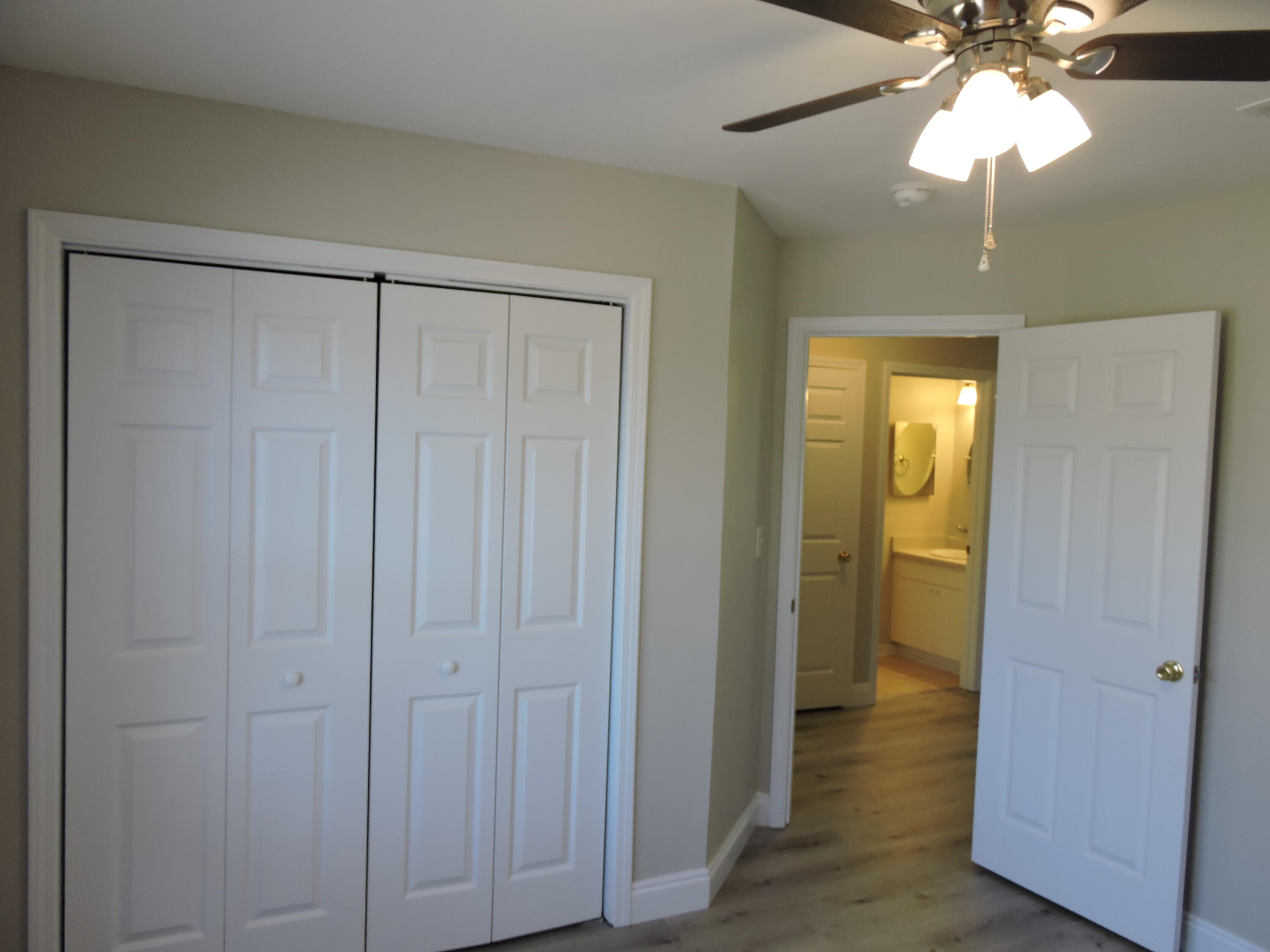 COUNTRYVIEW ESTATES 7TH ADDN - Residential Lease