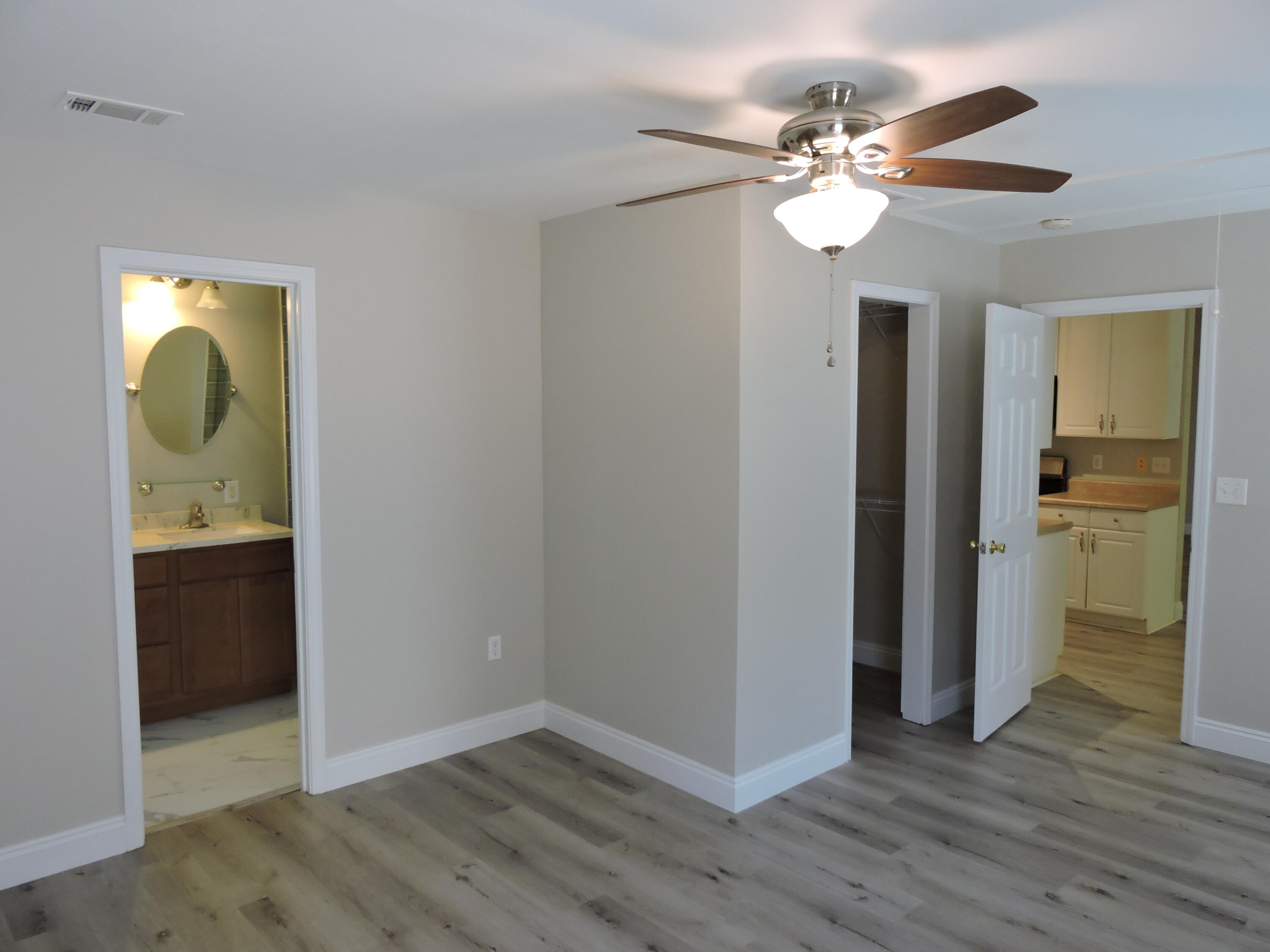 COUNTRYVIEW ESTATES 7TH ADDN - Residential Lease