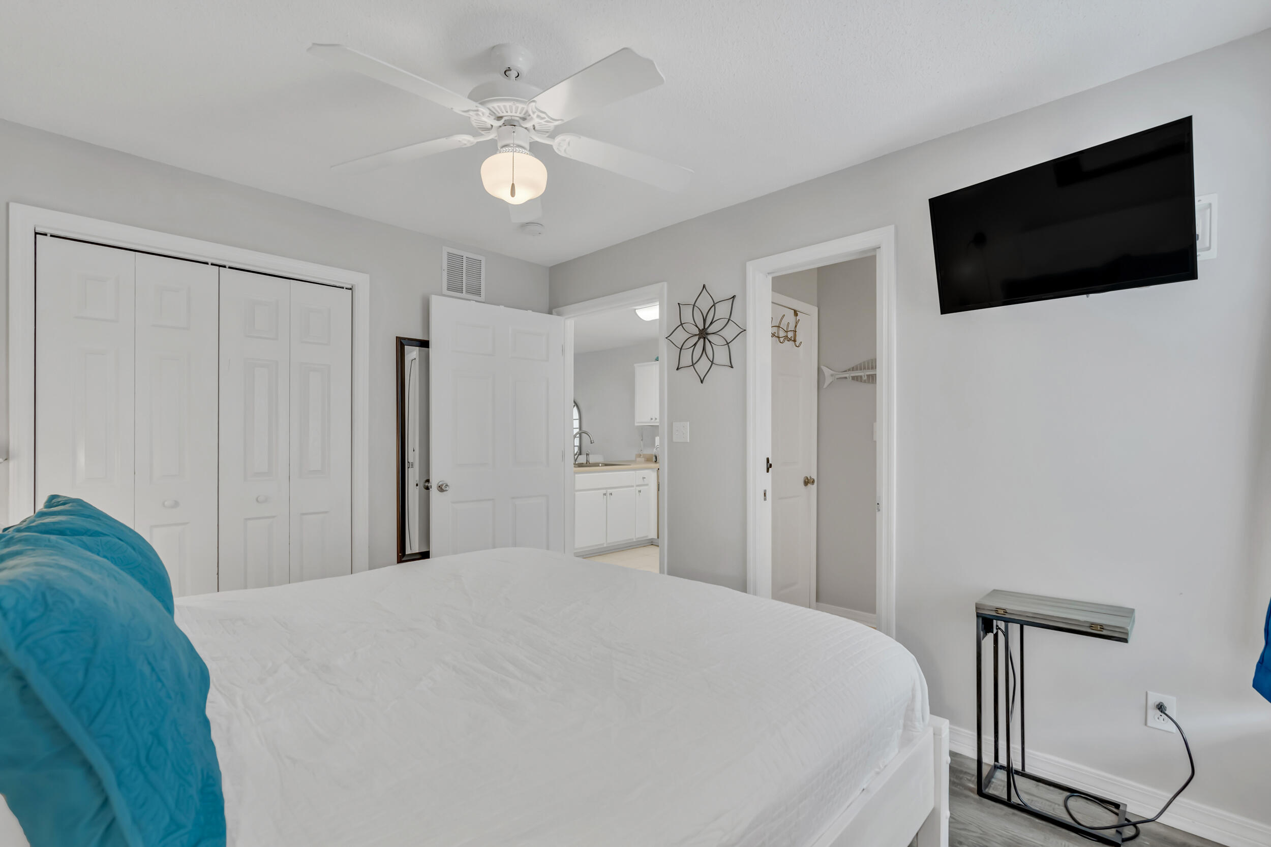 ROLLIN TIDE VILLAS - Residential