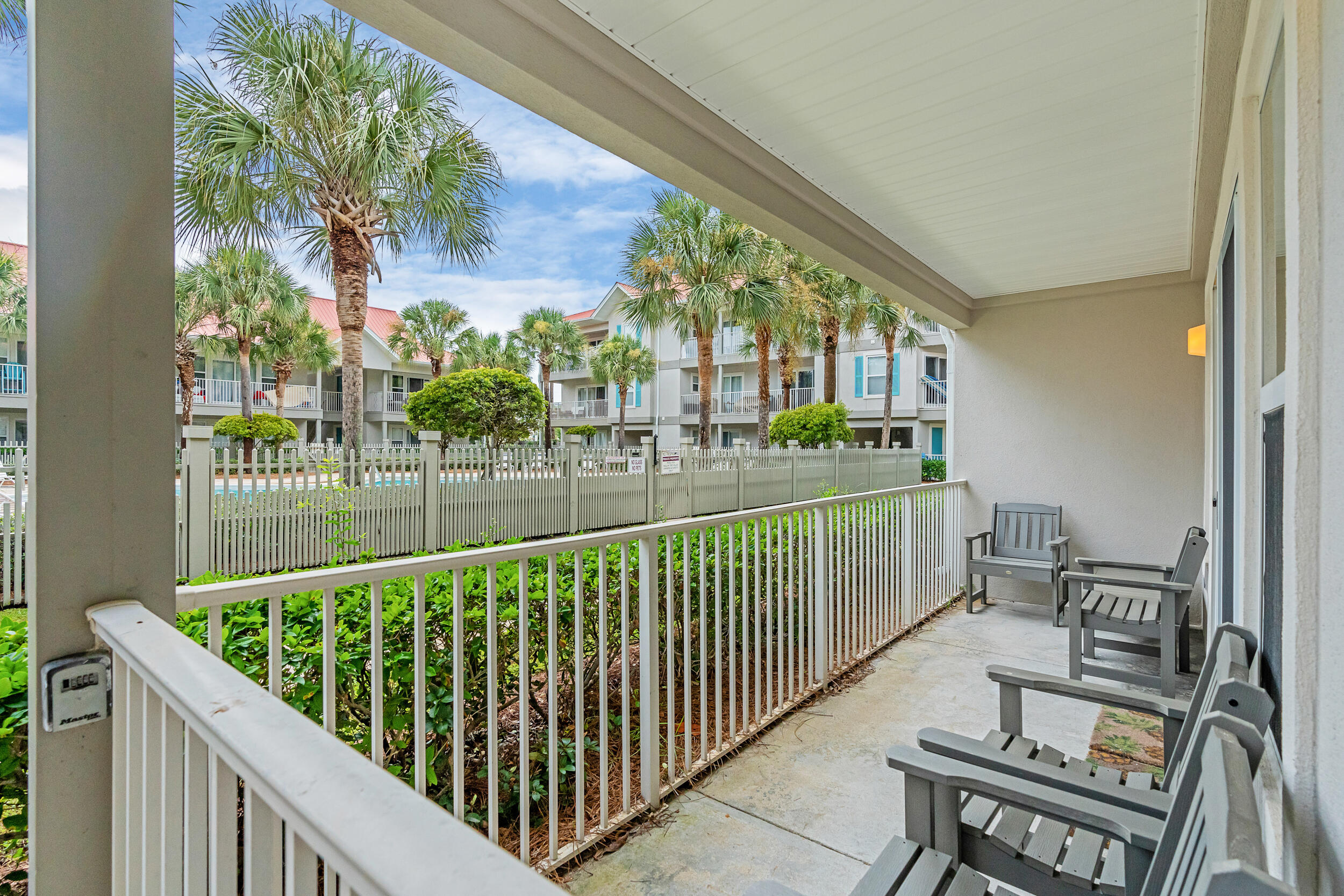 ROLLIN TIDE VILLAS - Residential