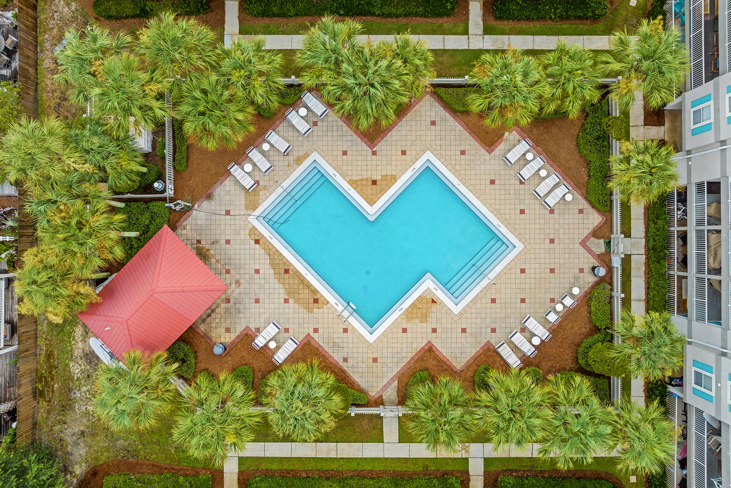 ROLLIN TIDE VILLAS - Residential