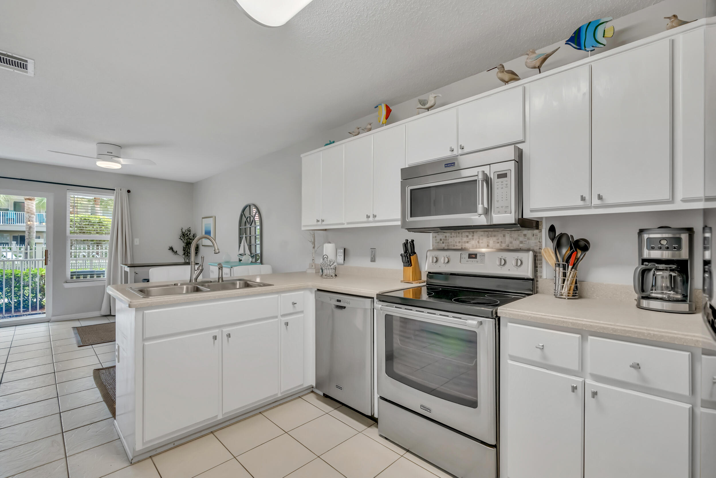 ROLLIN TIDE VILLAS - Residential