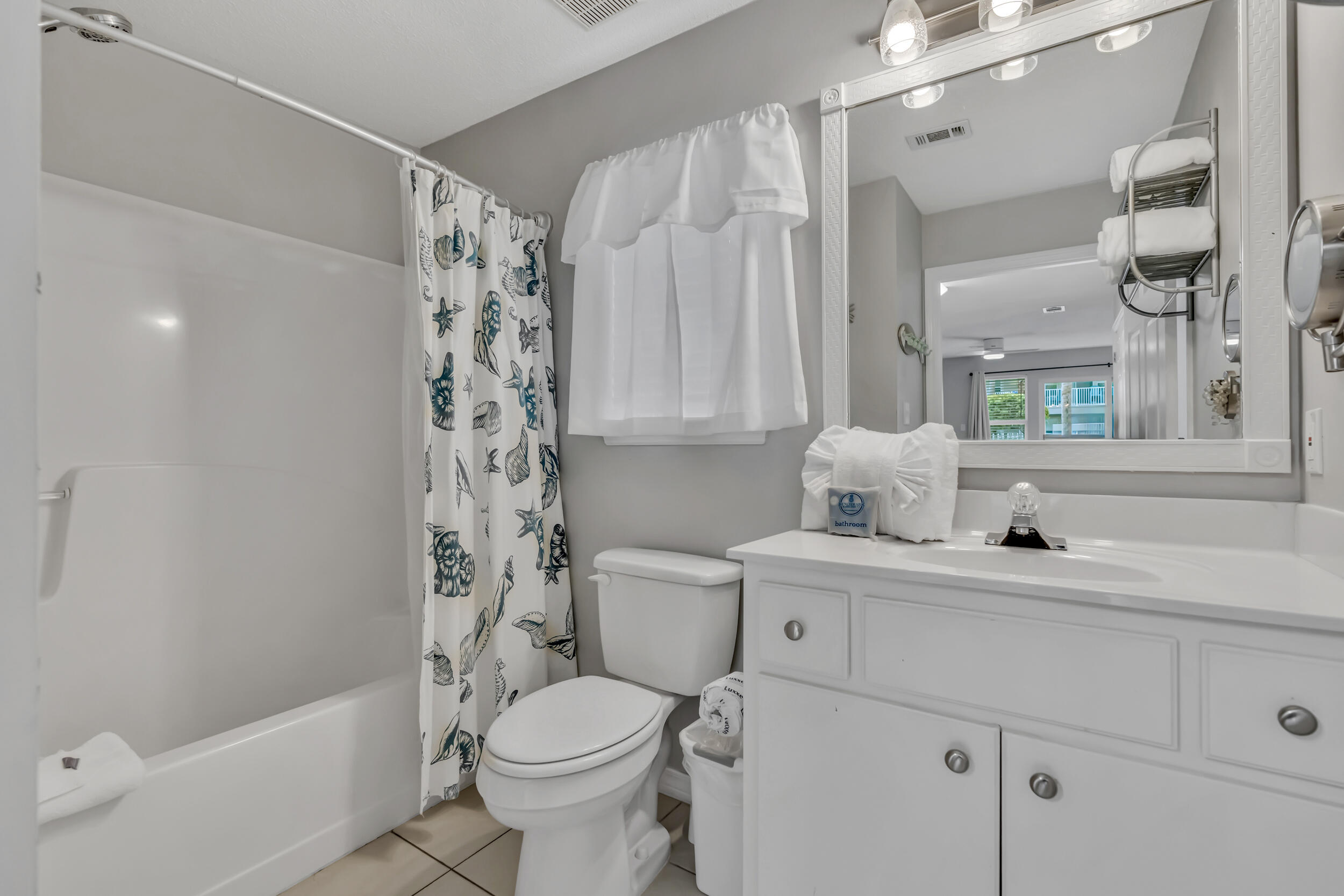 ROLLIN TIDE VILLAS - Residential