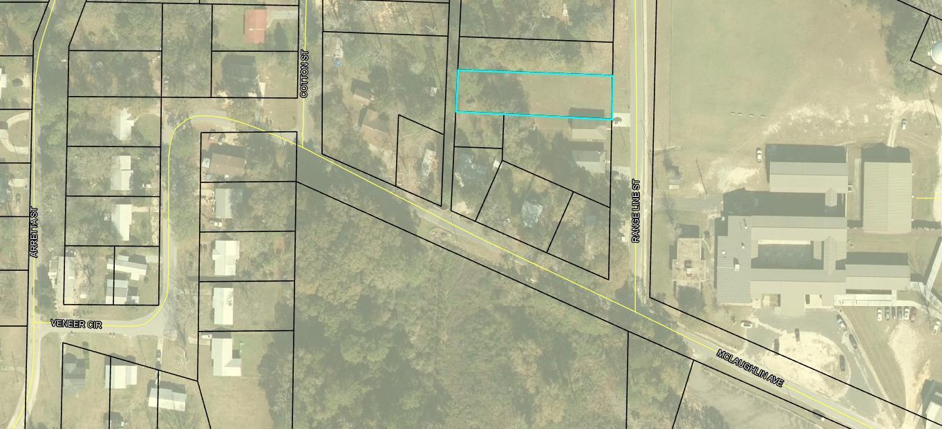 NO RECORDED SUBDIVISION - Land