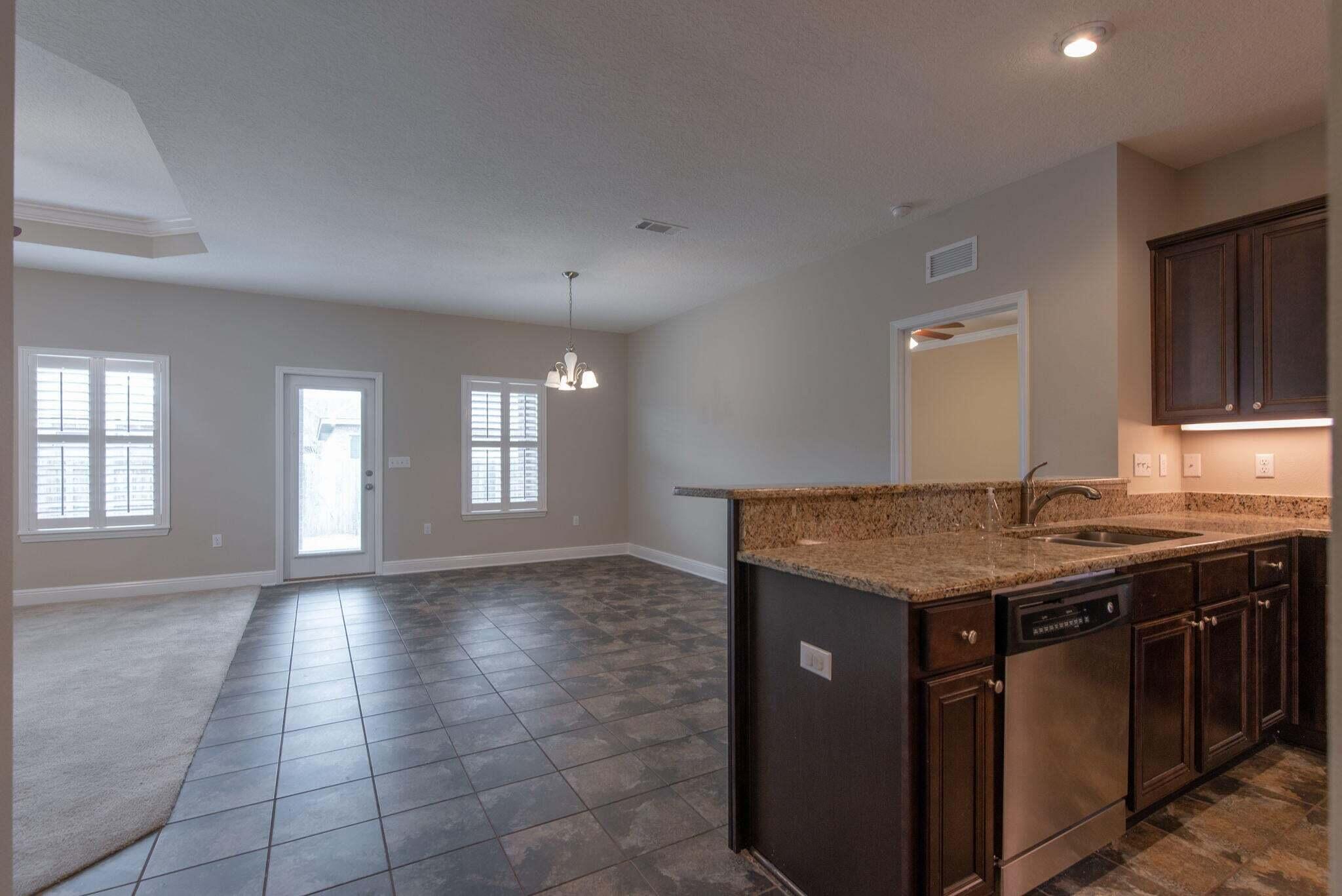 WATERFORD SOUND - Residential Lease