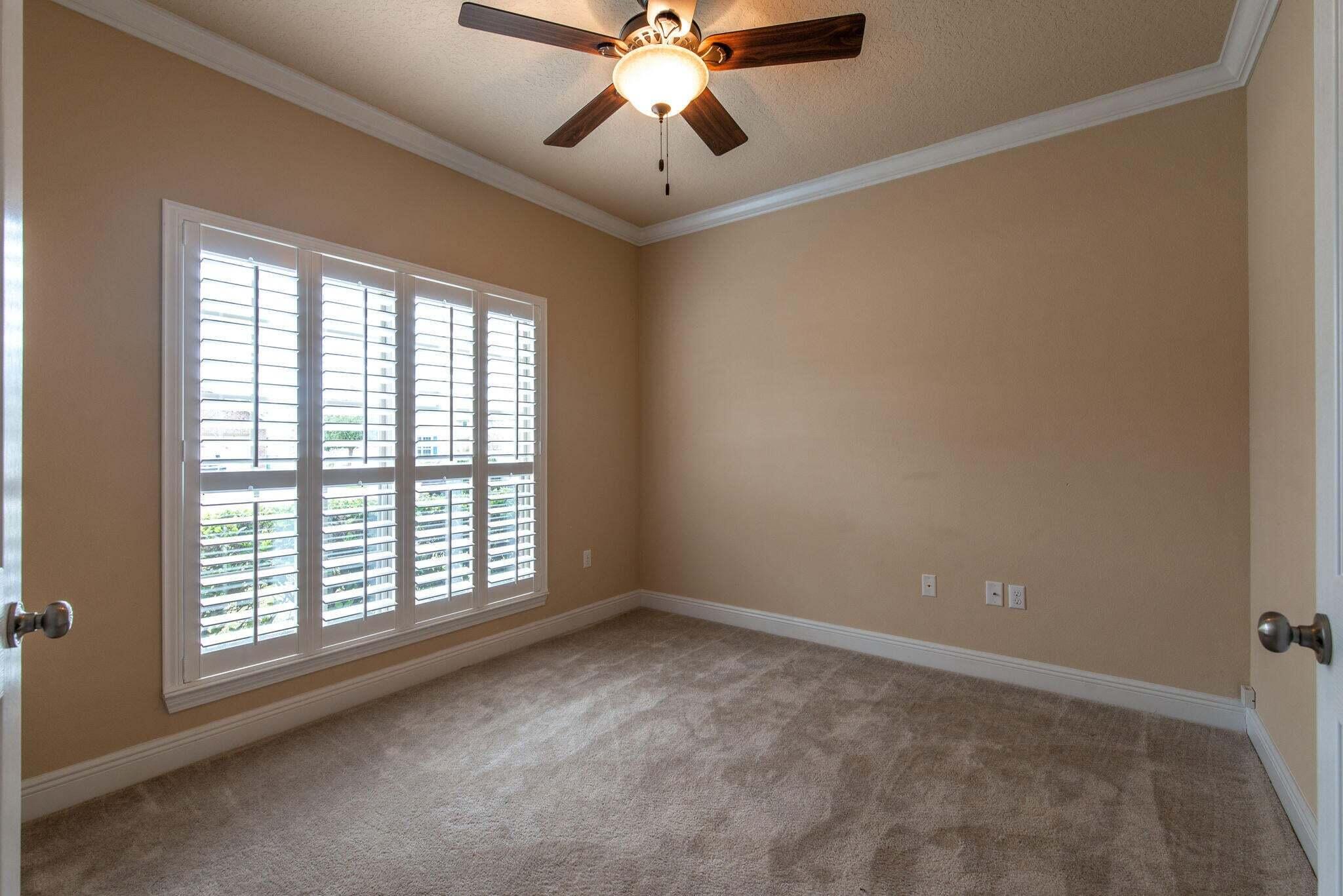 WATERFORD SOUND - Residential Lease