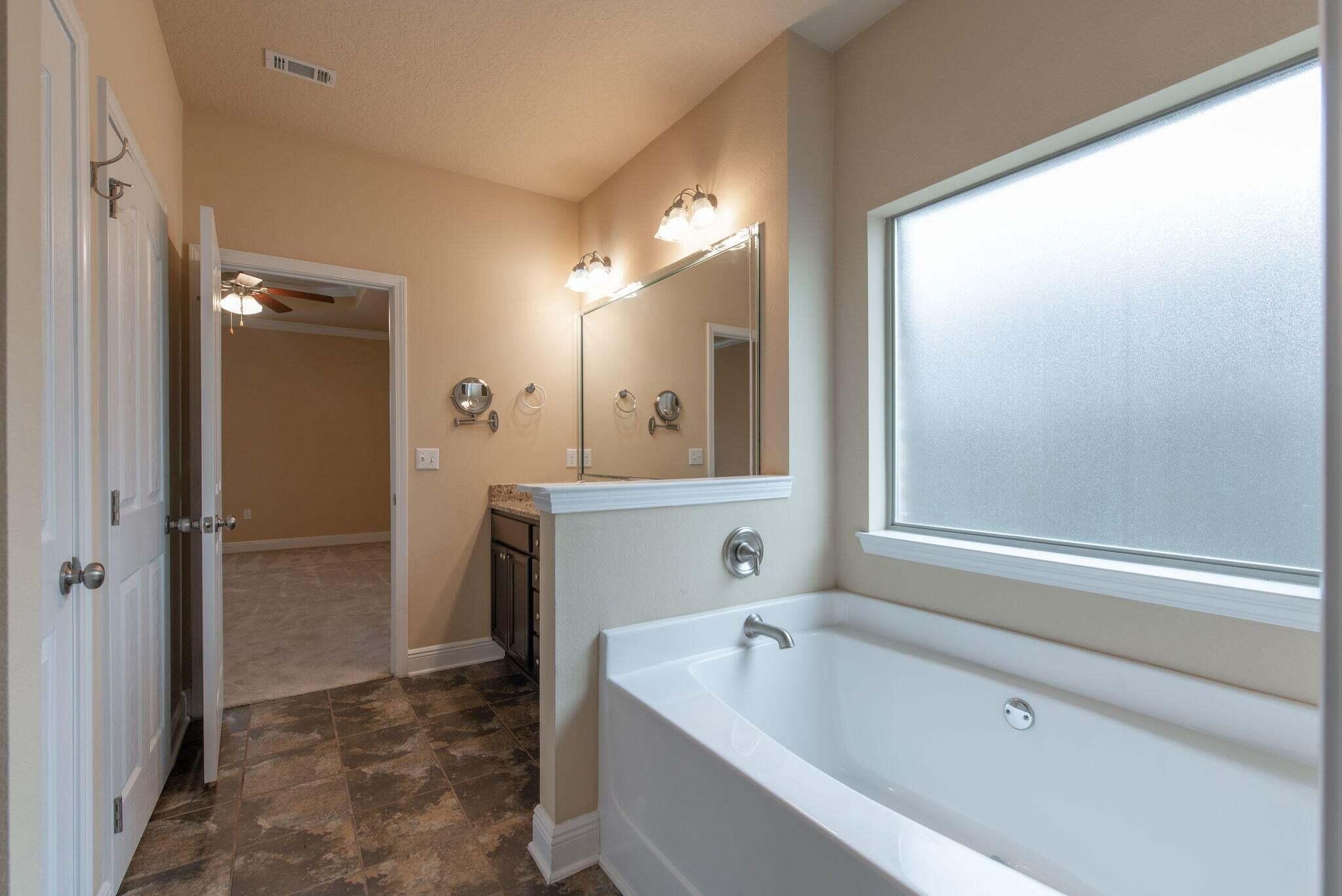WATERFORD SOUND - Residential Lease