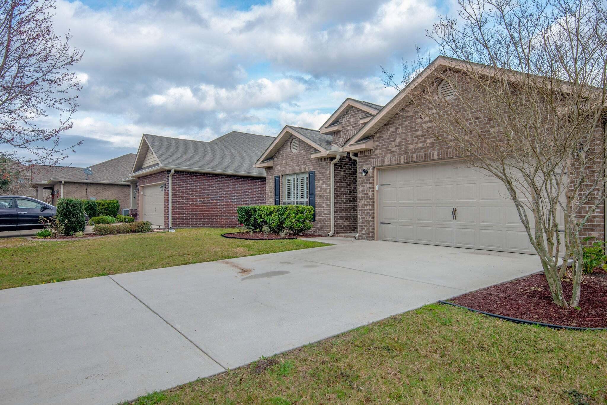 WATERFORD SOUND - Residential Lease