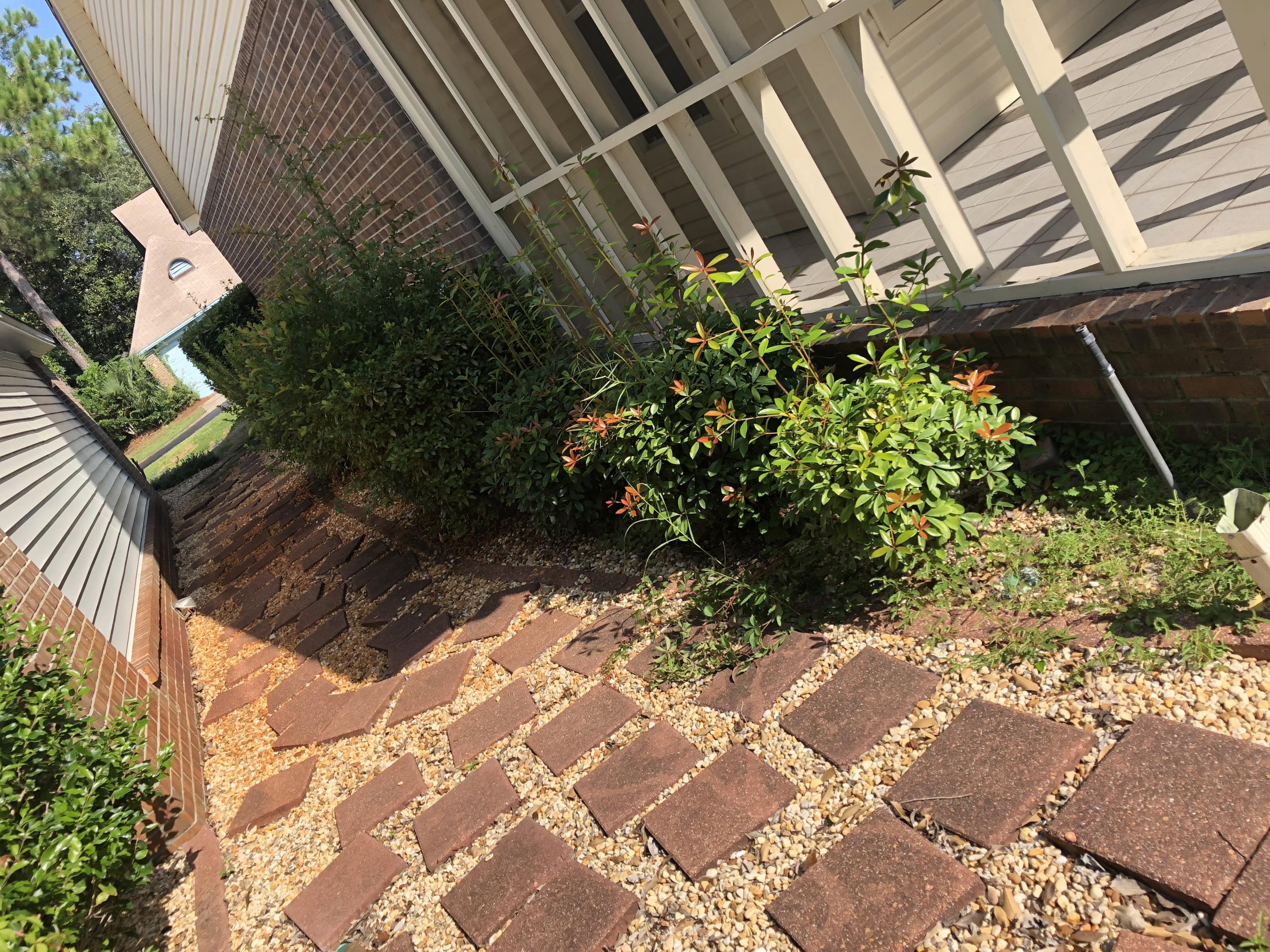 FAIRWAY LAKES - Residential Lease