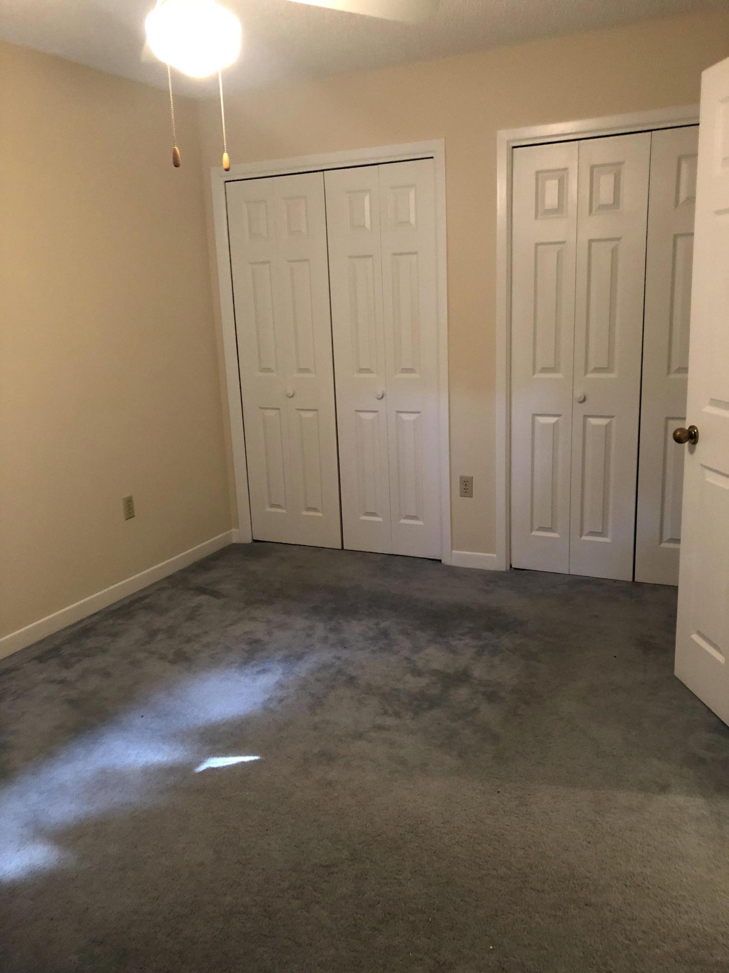 FAIRWAY LAKES - Residential Lease