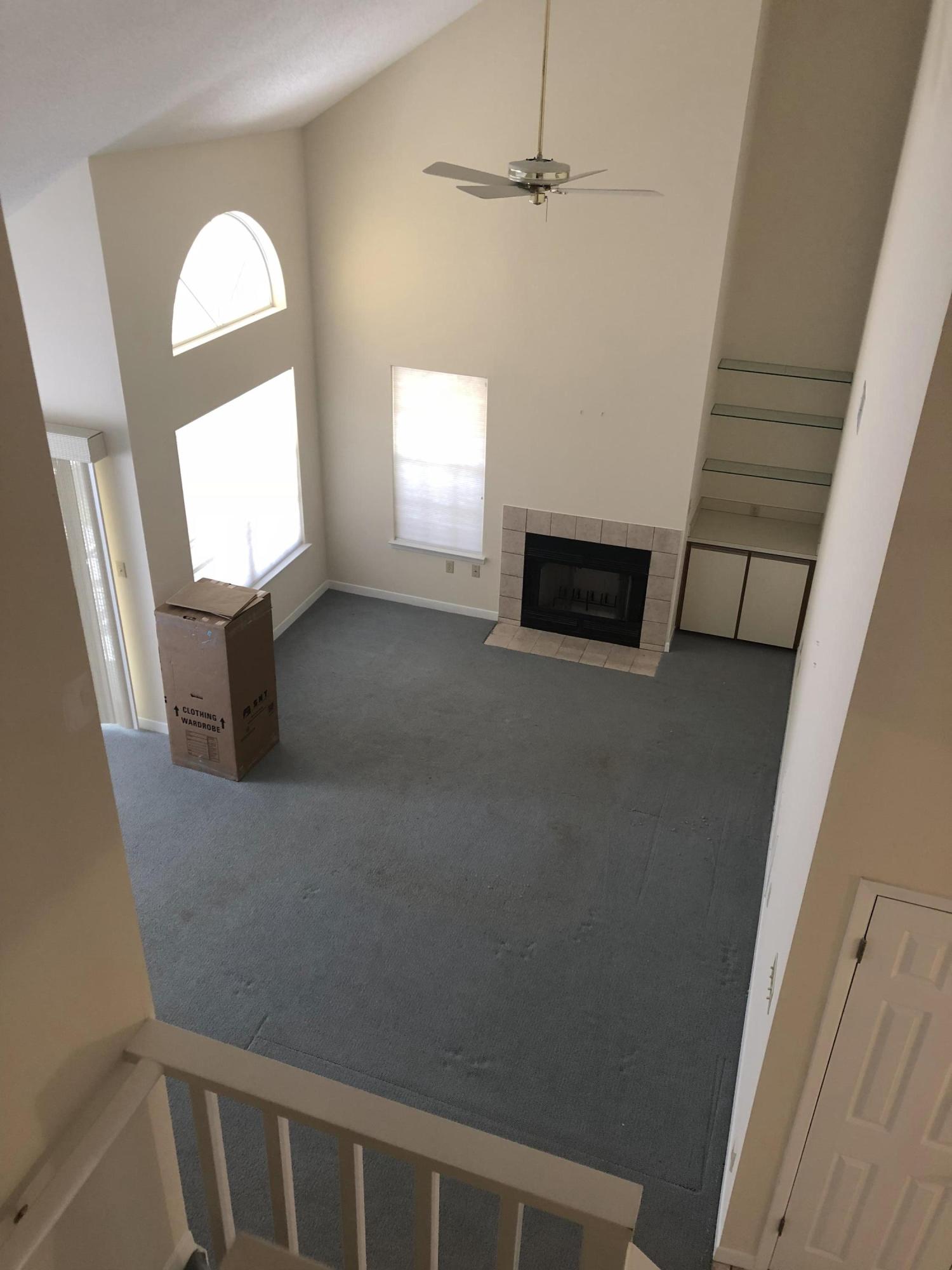 FAIRWAY LAKES - Residential Lease