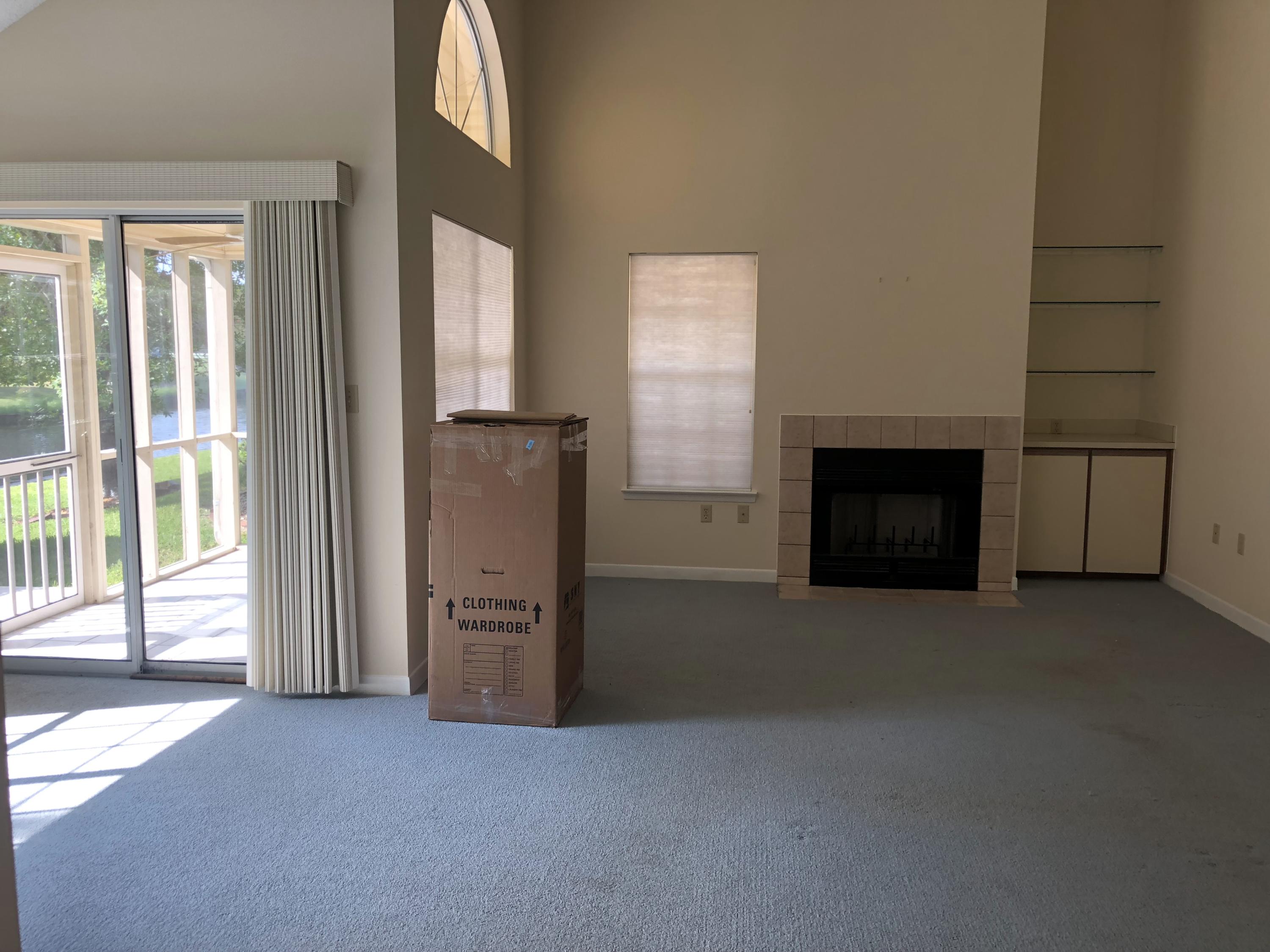 FAIRWAY LAKES - Residential Lease