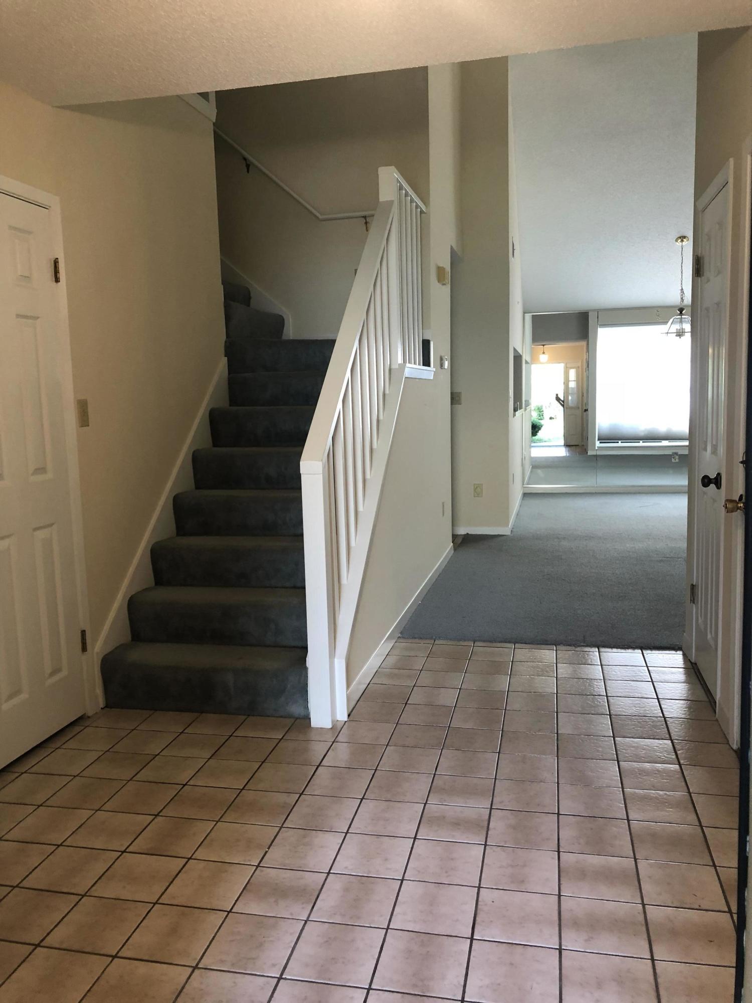 FAIRWAY LAKES - Residential Lease