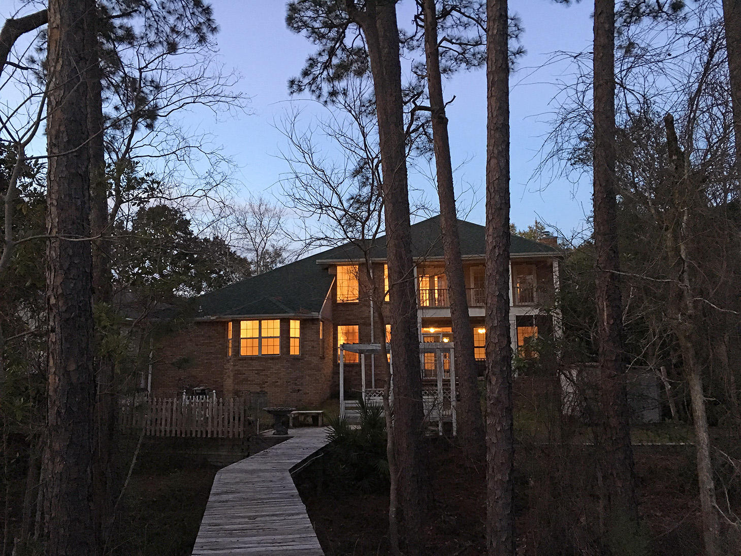 LAKE POINTE - Residential