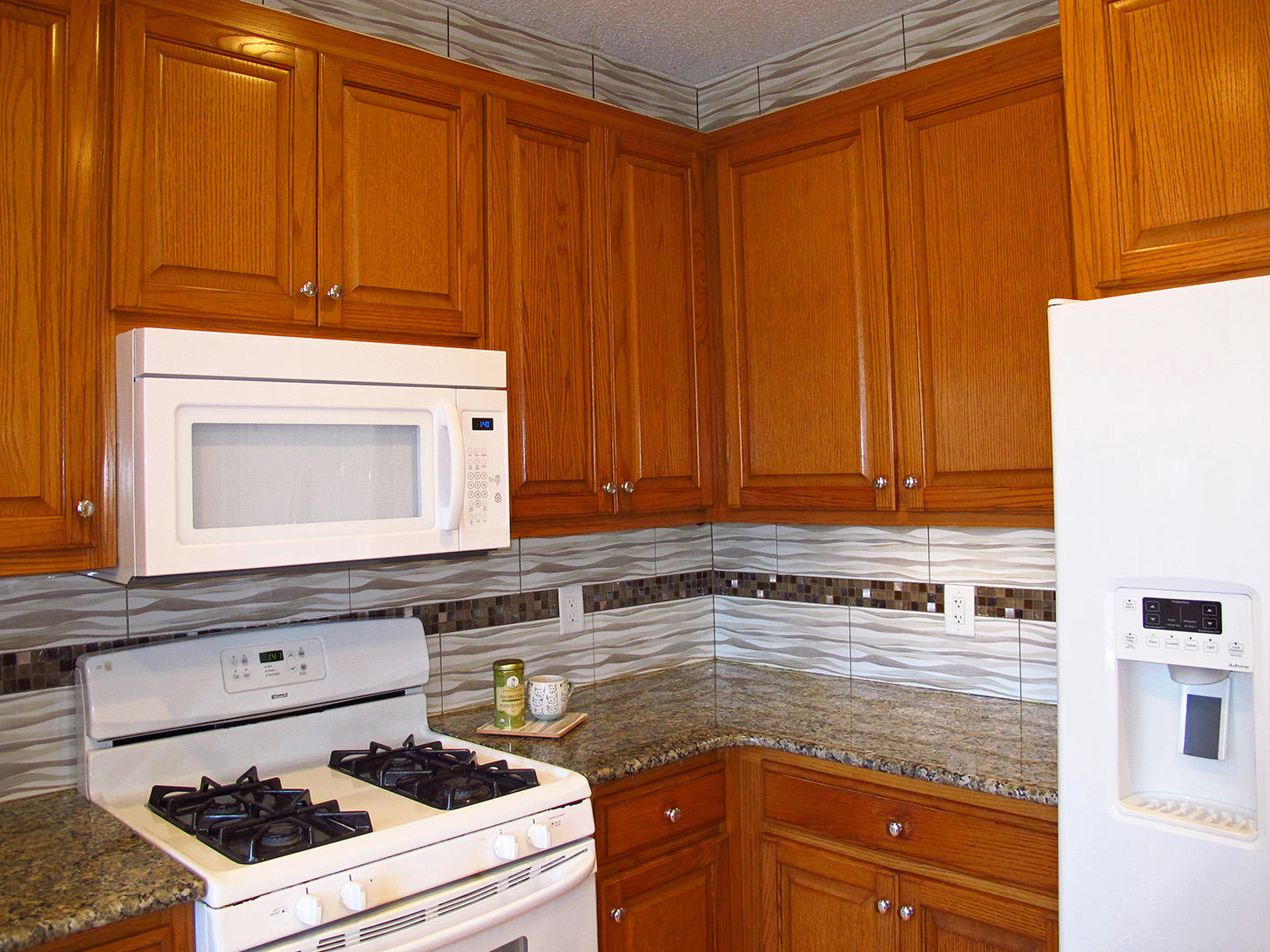 LAKE POINTE - Residential