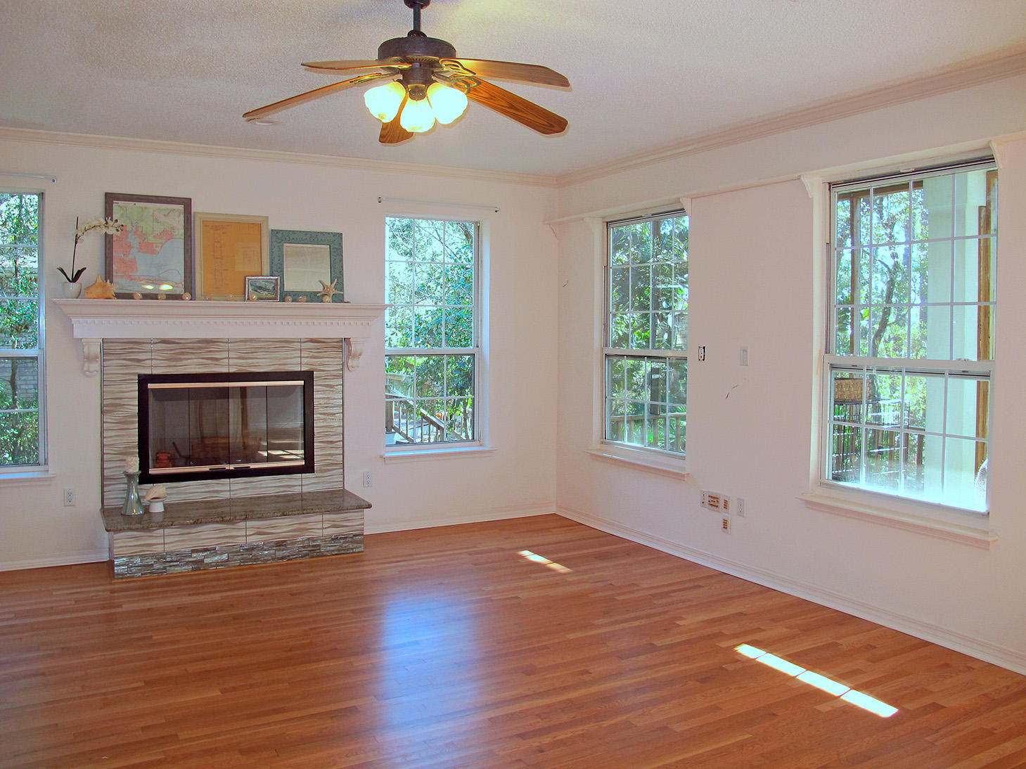 LAKE POINTE - Residential