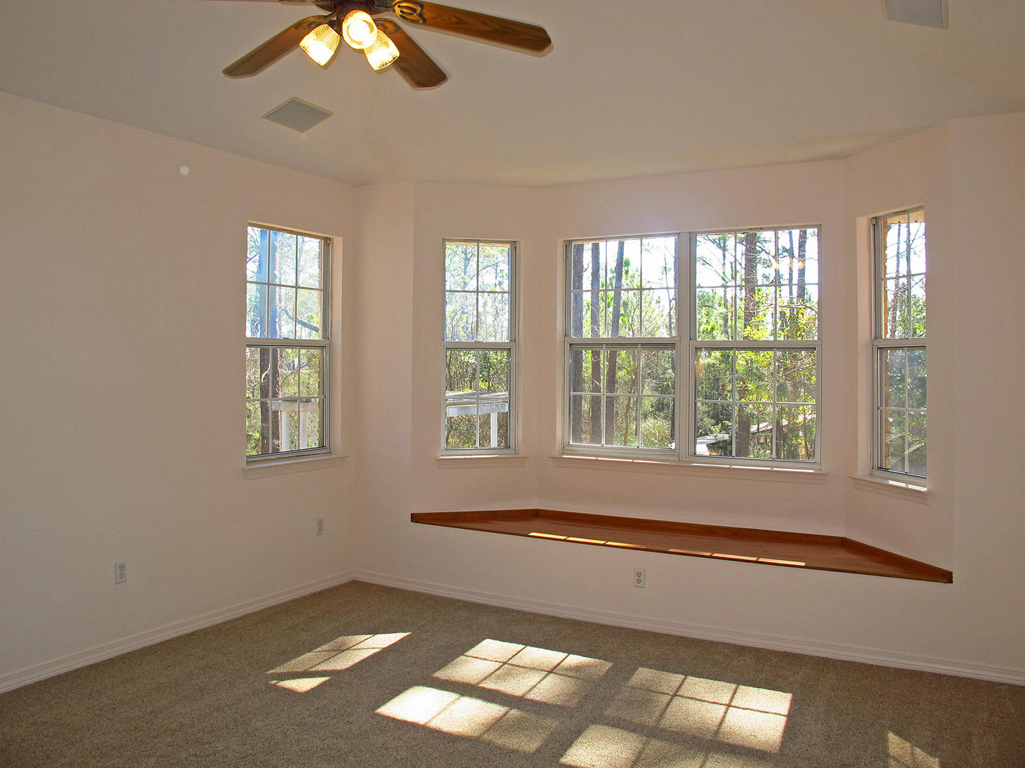 LAKE POINTE - Residential