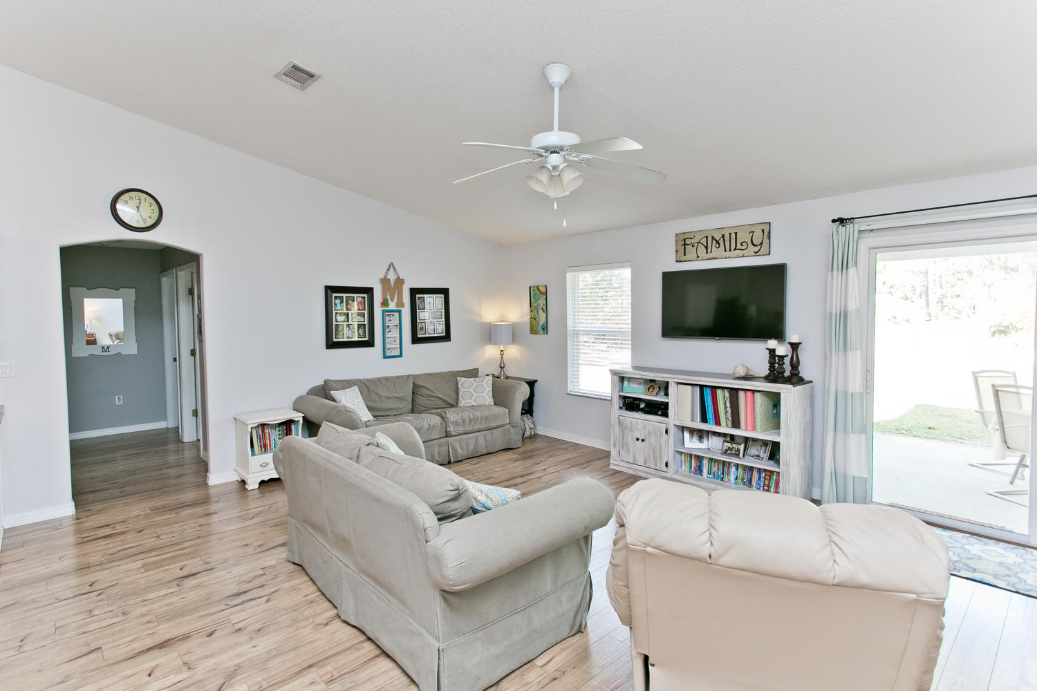 NAVARRE S/D 2ND ADDN - Residential