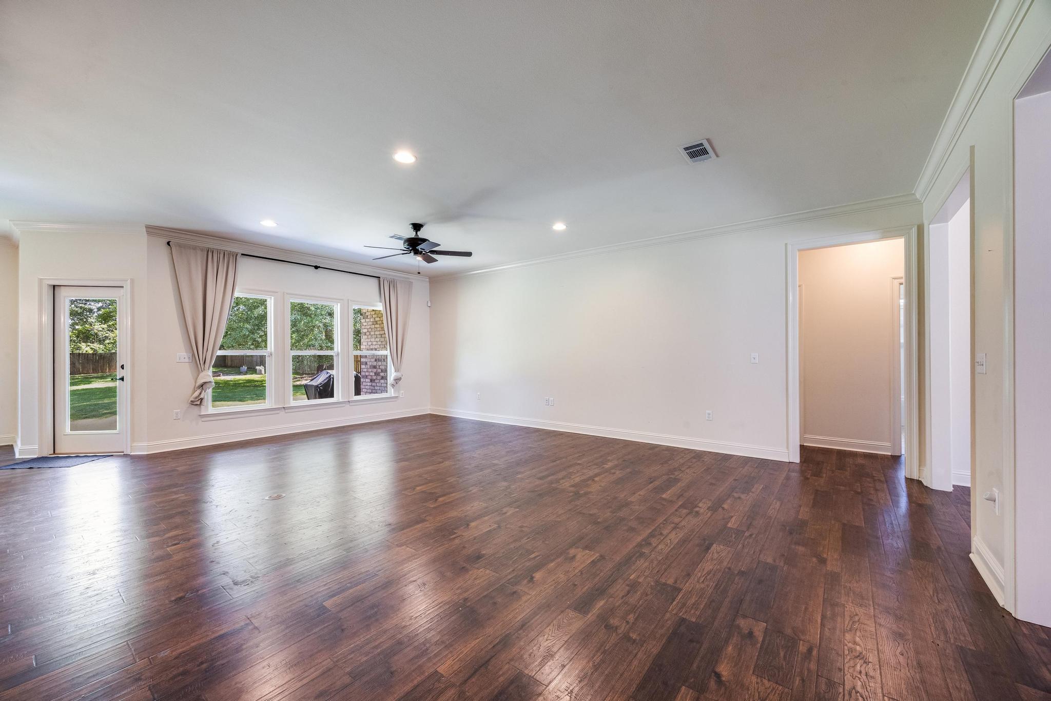 MILL CREEK ESTATES - Residential
