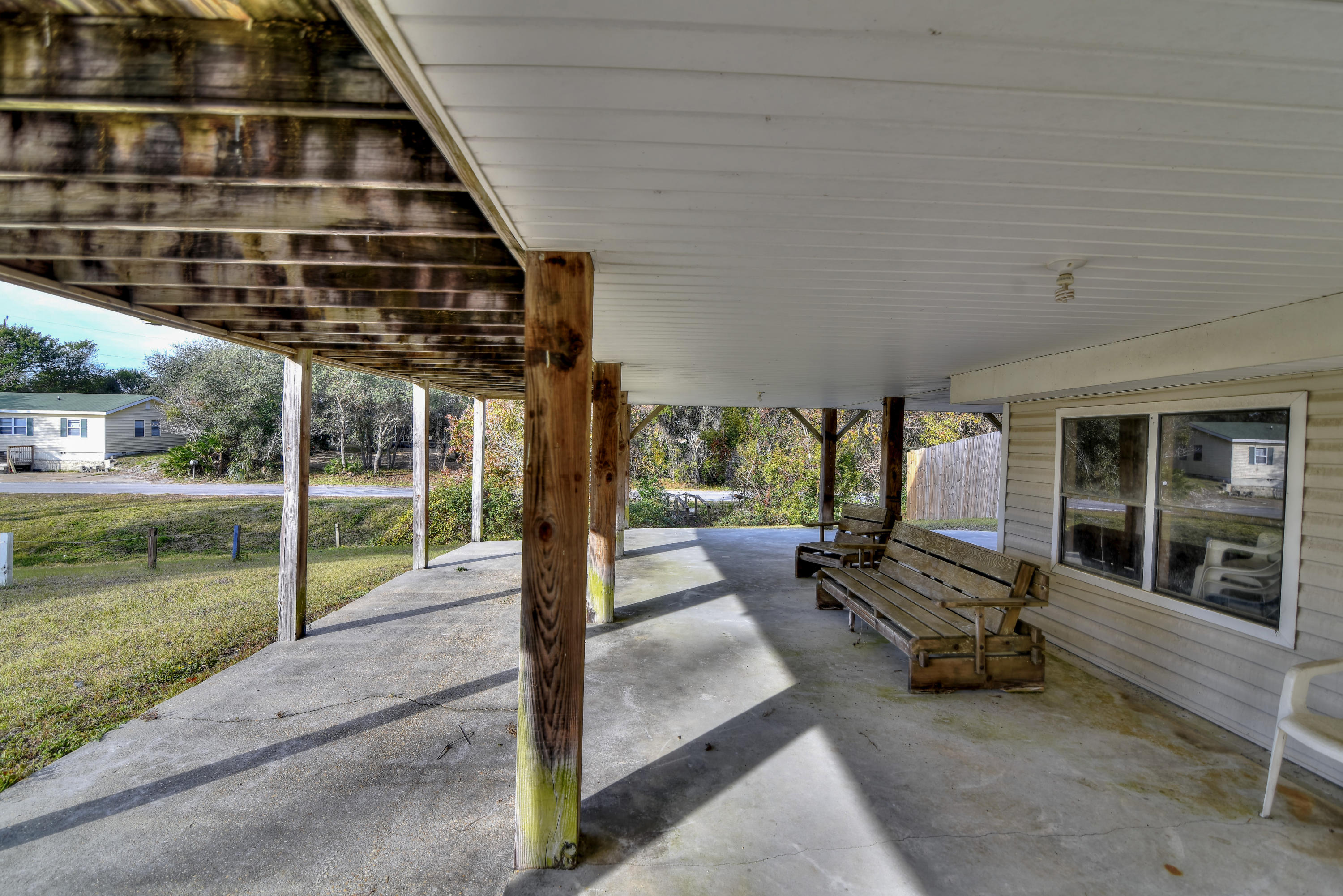 LAGUNA BEACH ESTATES - Residential