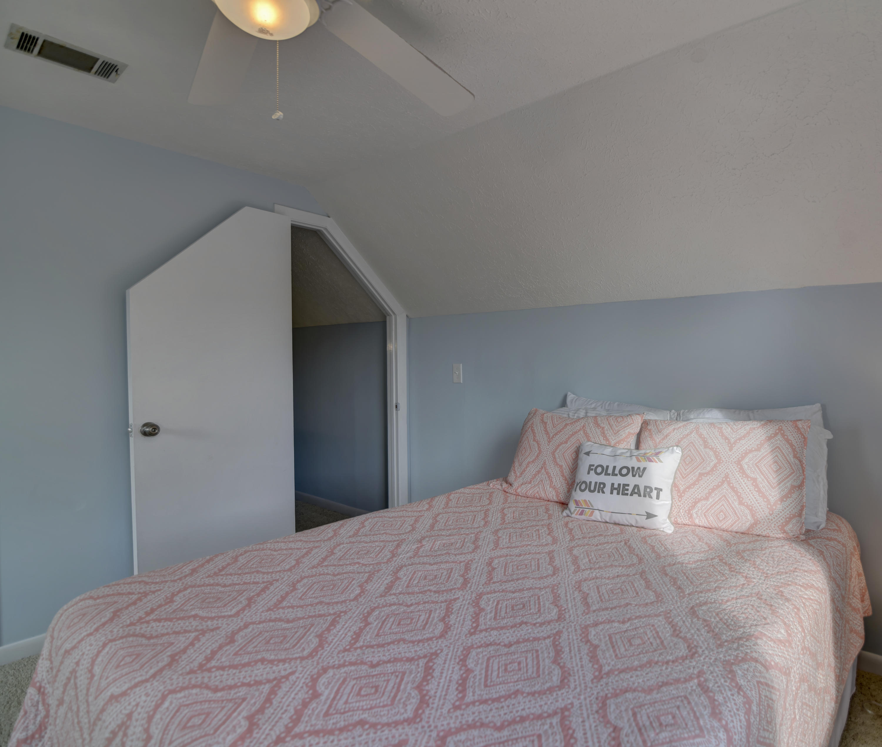 LAGUNA BEACH ESTATES - Residential