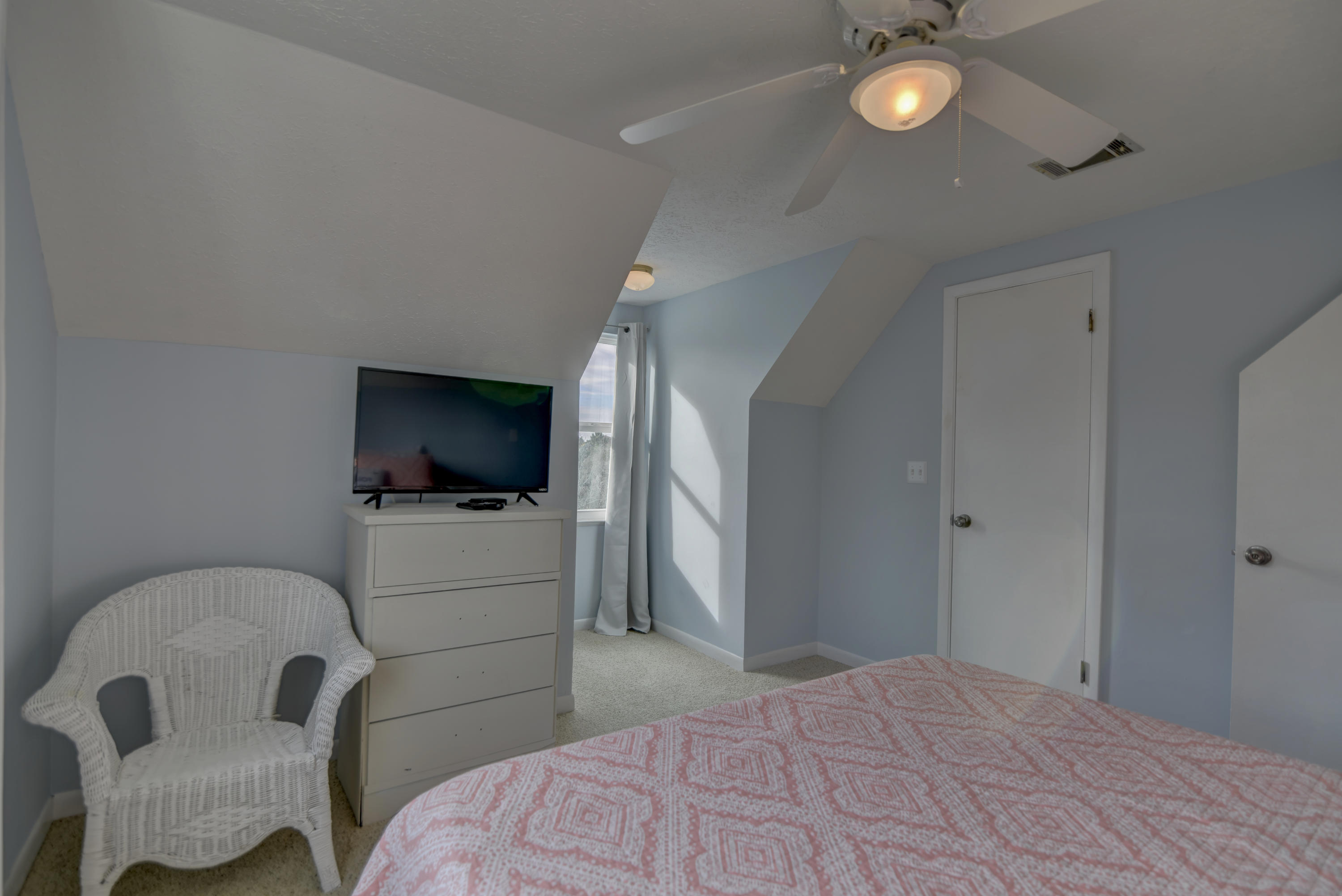 LAGUNA BEACH ESTATES - Residential