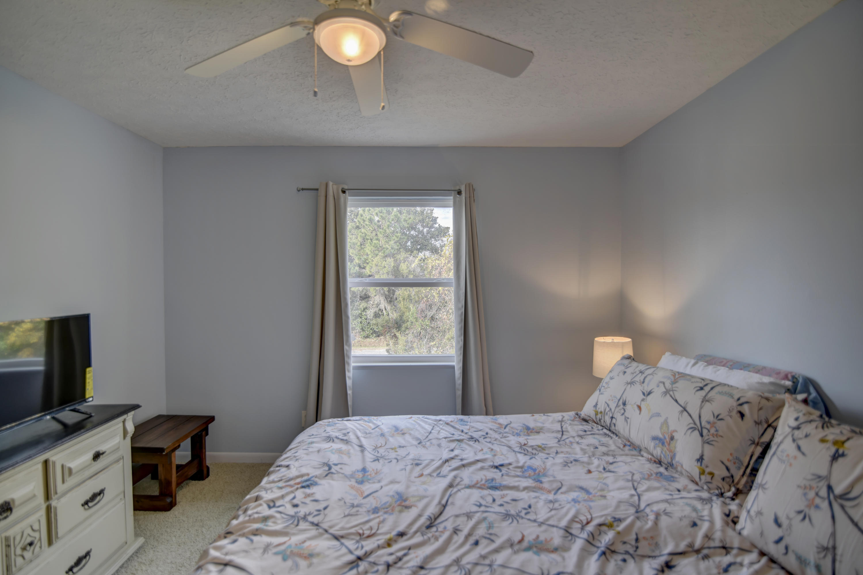 LAGUNA BEACH ESTATES - Residential