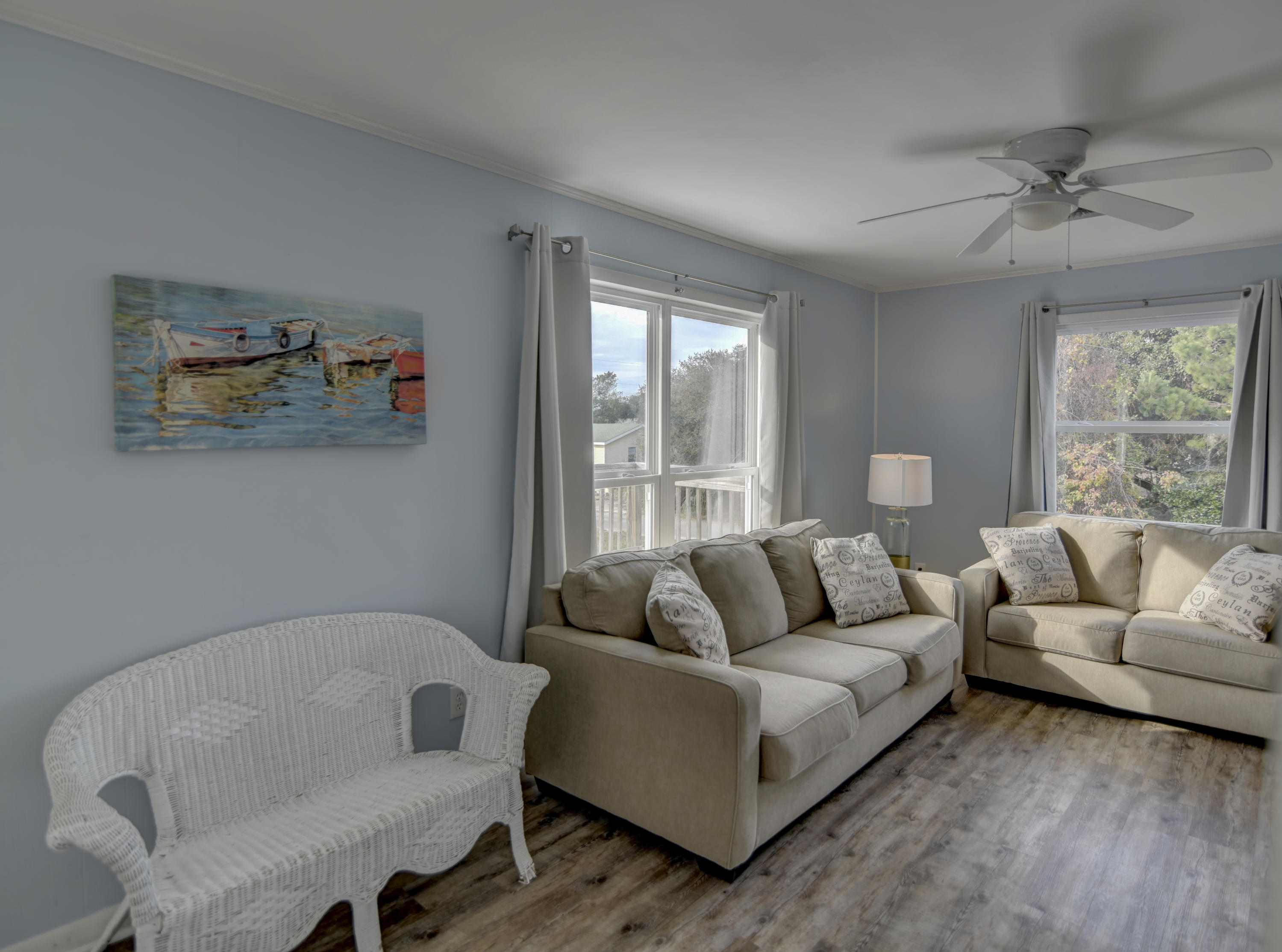 LAGUNA BEACH ESTATES - Residential