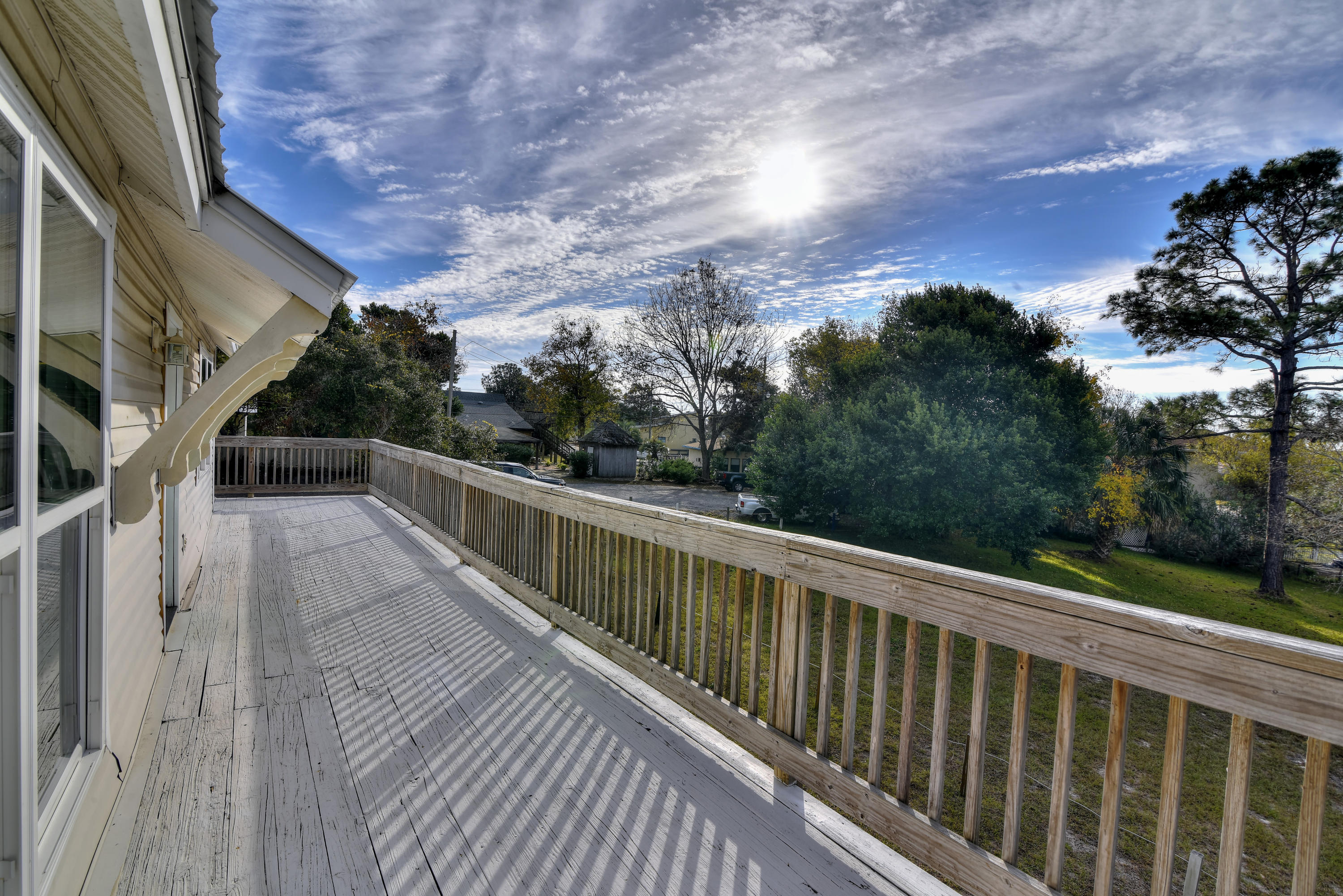 LAGUNA BEACH ESTATES - Residential