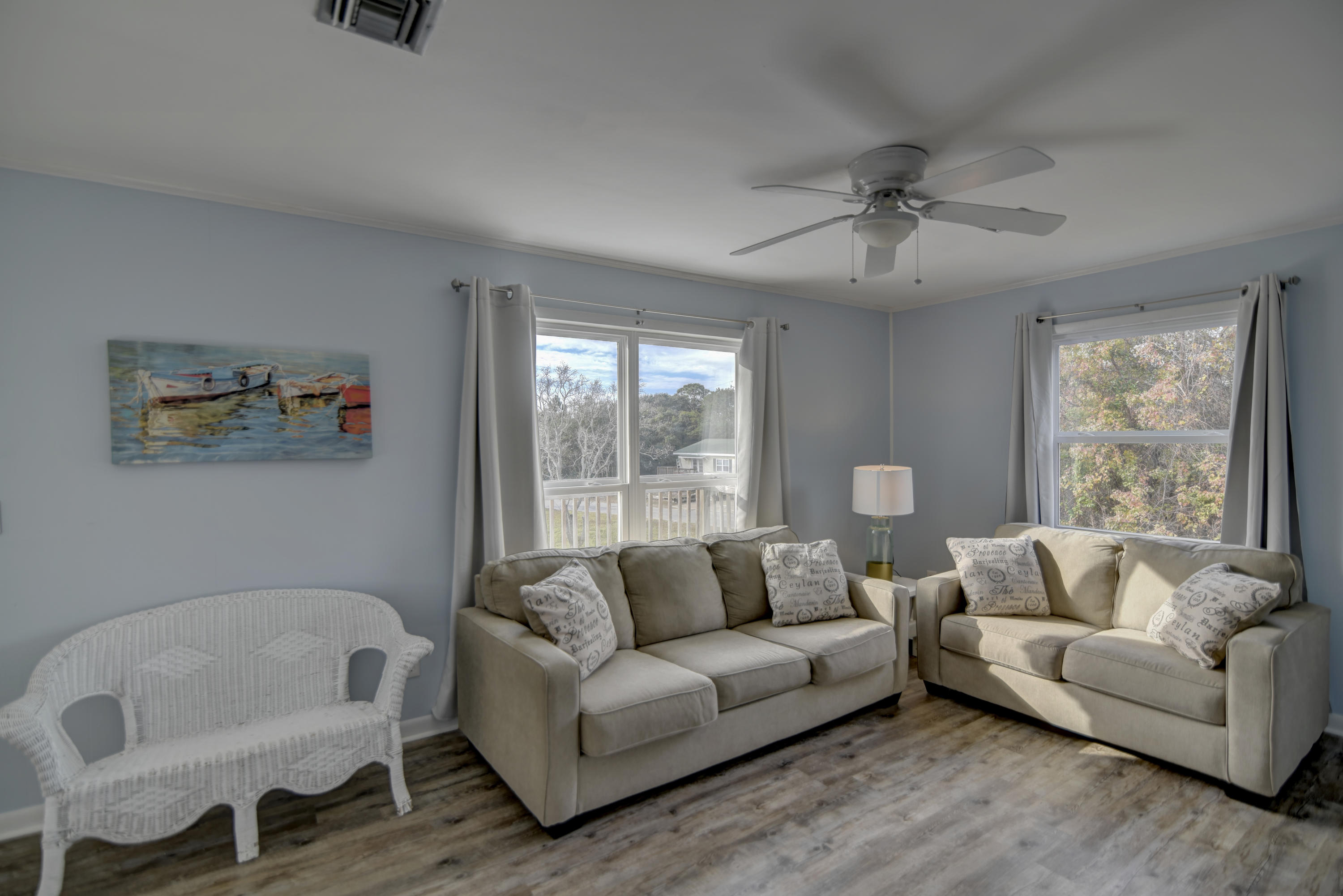 LAGUNA BEACH ESTATES - Residential