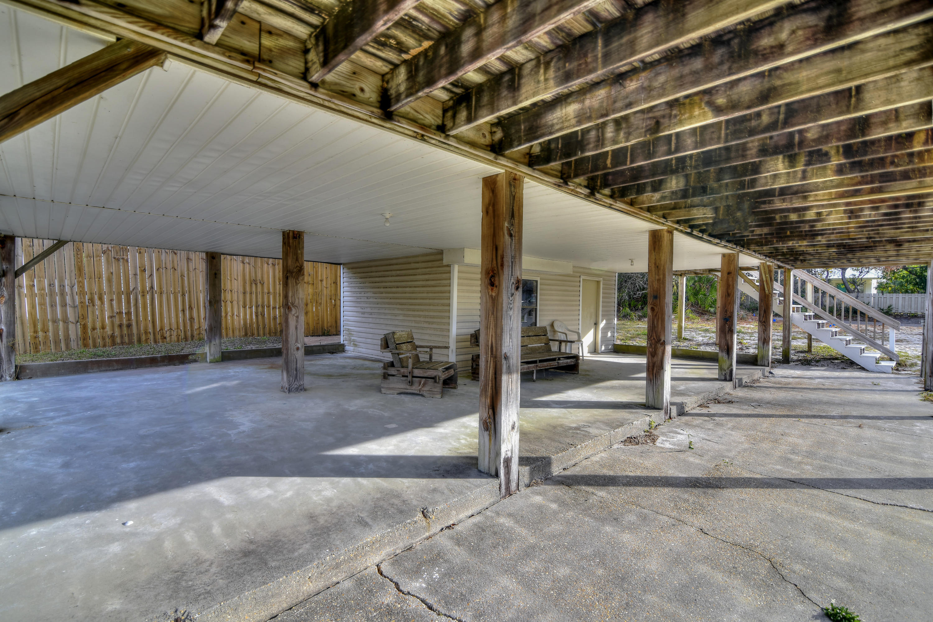 LAGUNA BEACH ESTATES - Residential