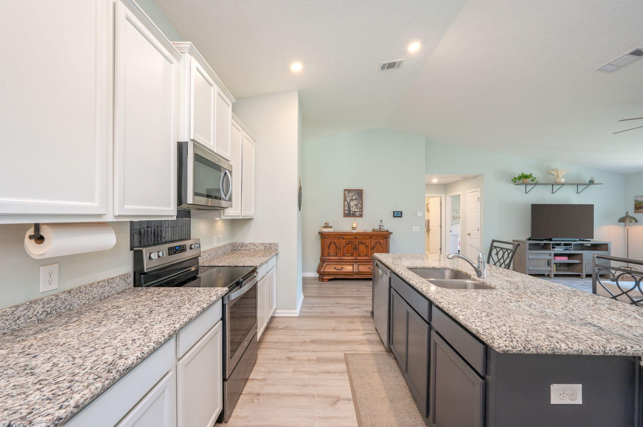 HOLLEY BY THE SEA - Residential