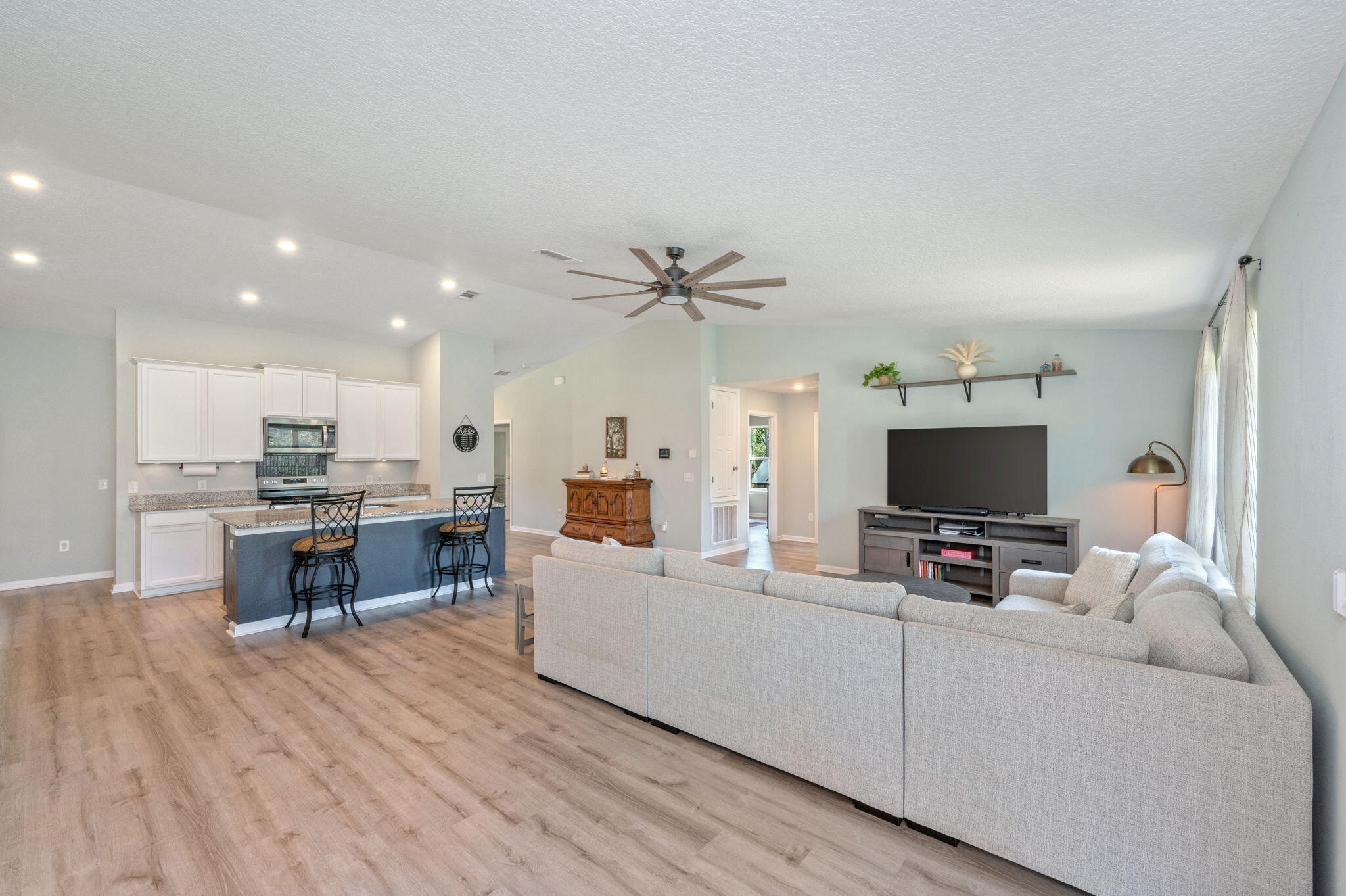 HOLLEY BY THE SEA - Residential