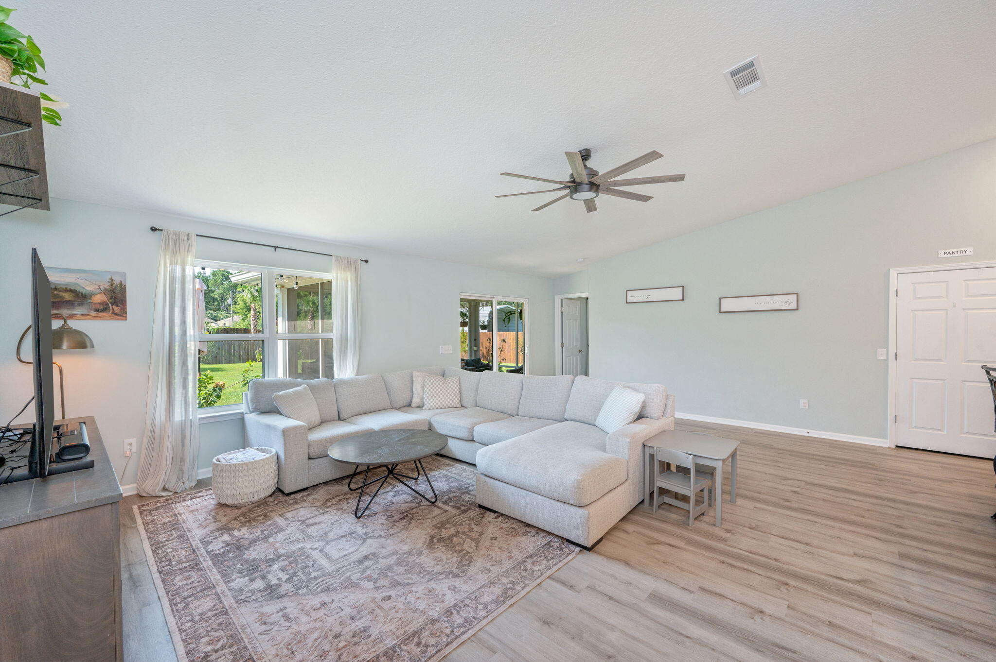 HOLLEY BY THE SEA - Residential