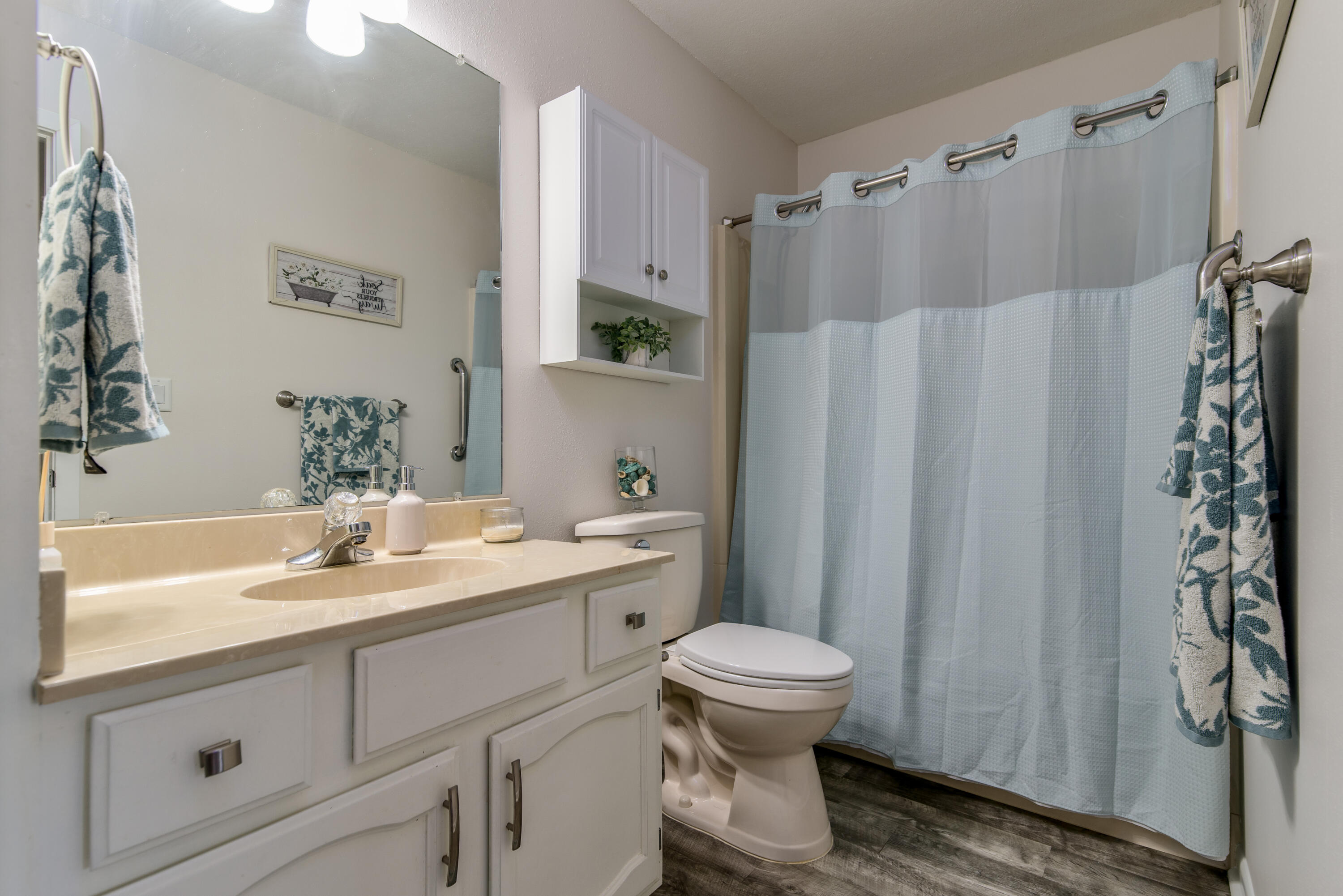 CEDAR RIDGE - Residential