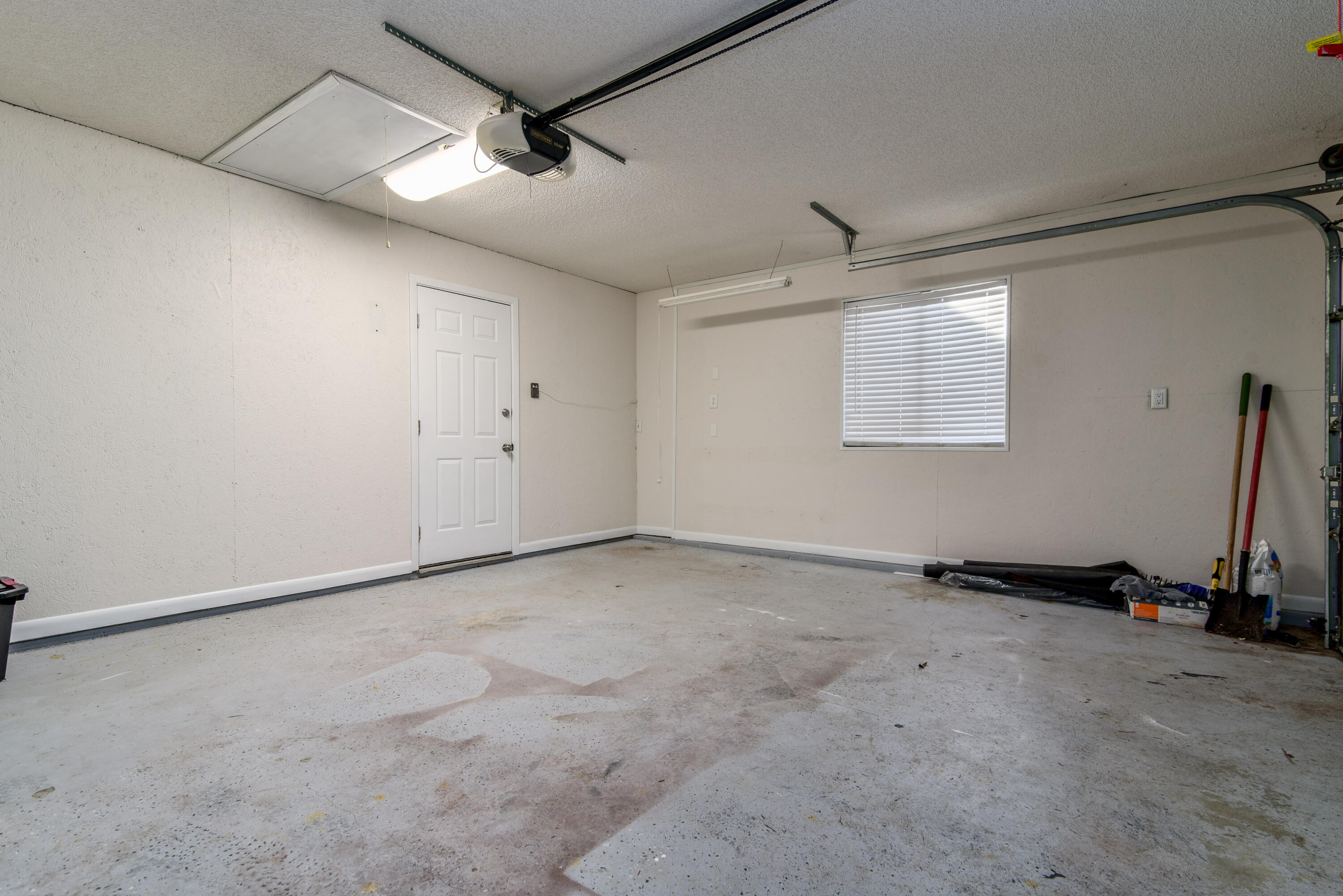 CEDAR RIDGE - Residential