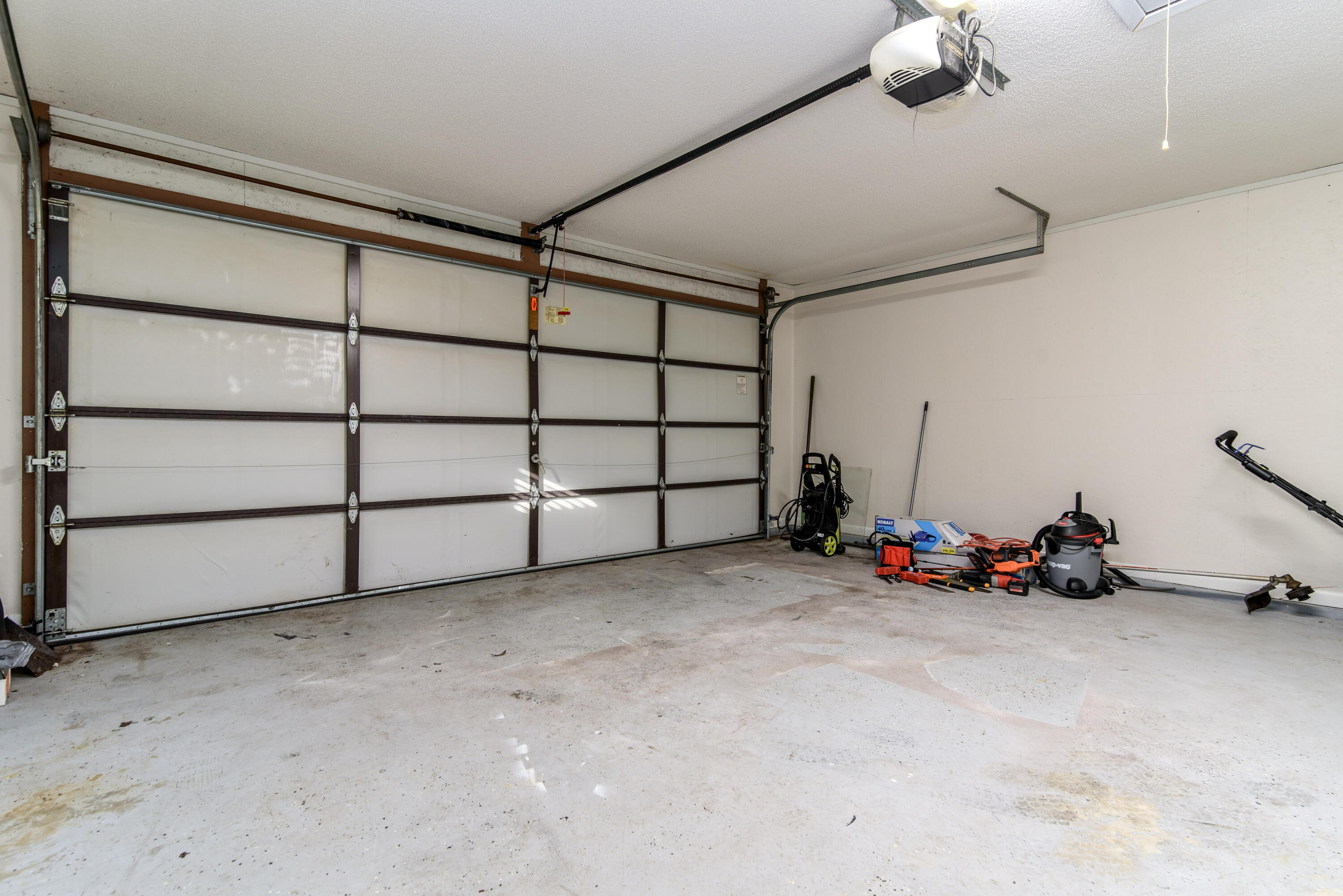 CEDAR RIDGE - Residential