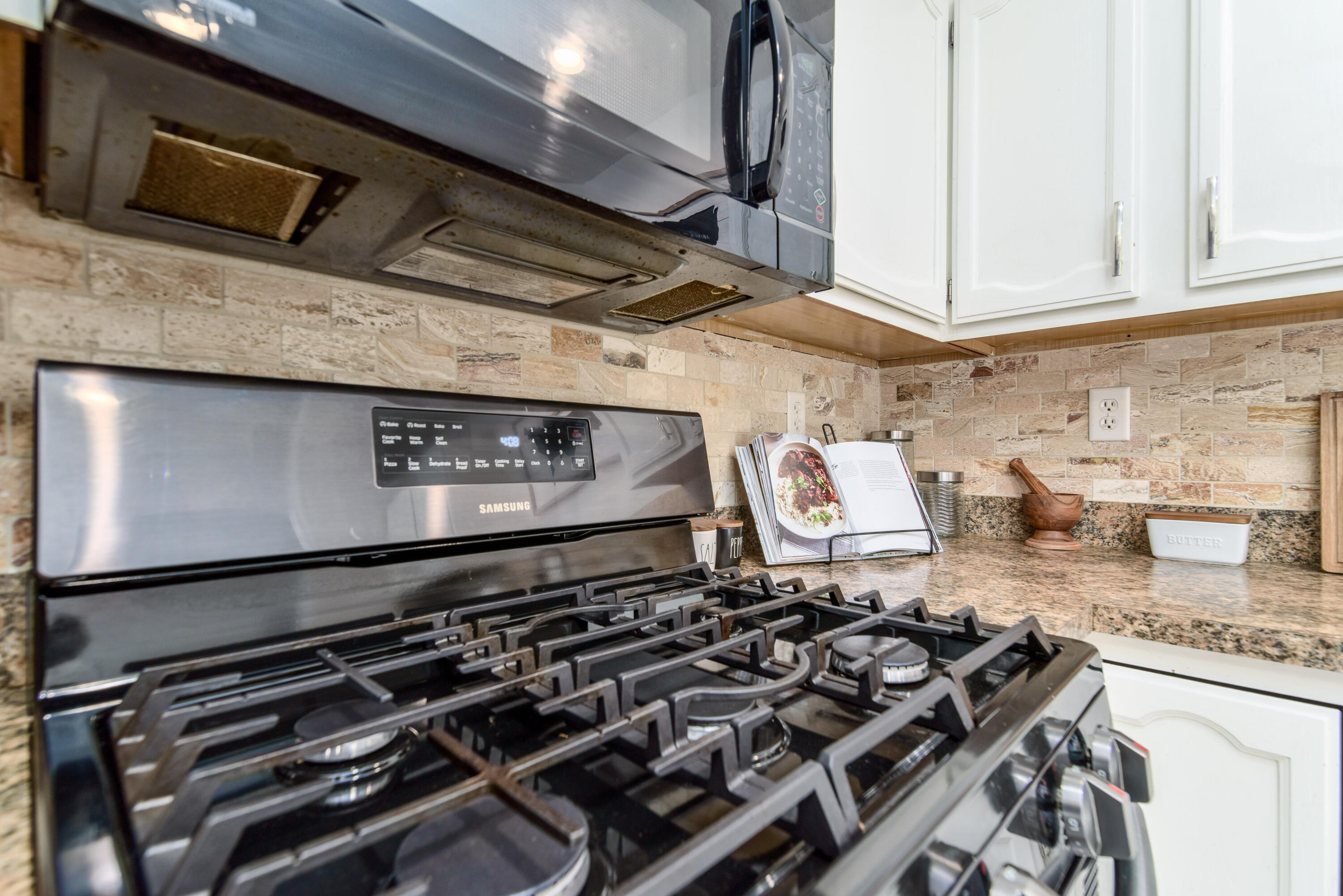 CEDAR RIDGE - Residential