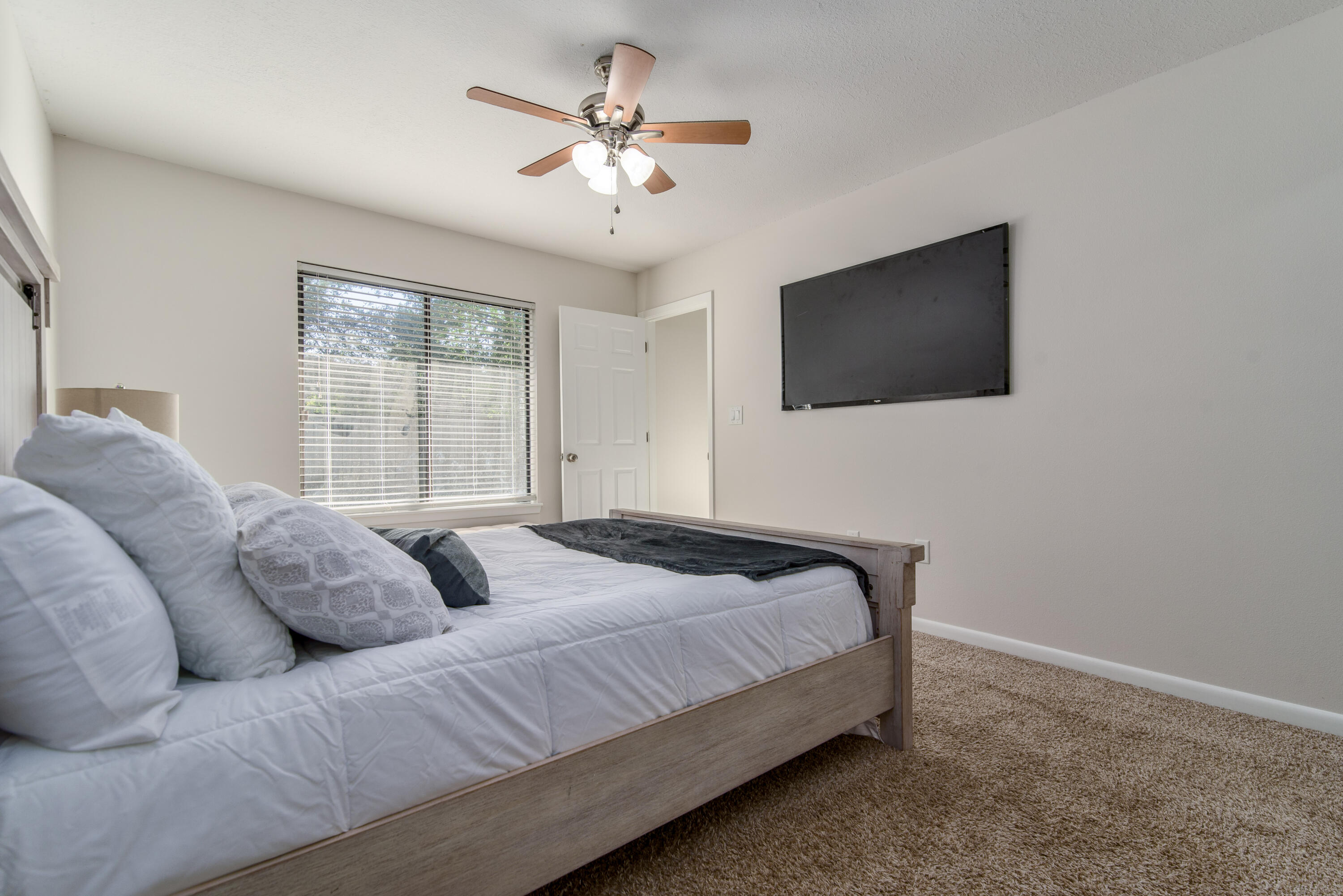 CEDAR RIDGE - Residential