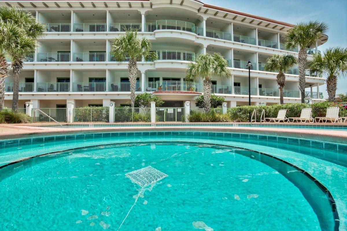 INN AT SEACREST BEACH (THE) - Residential