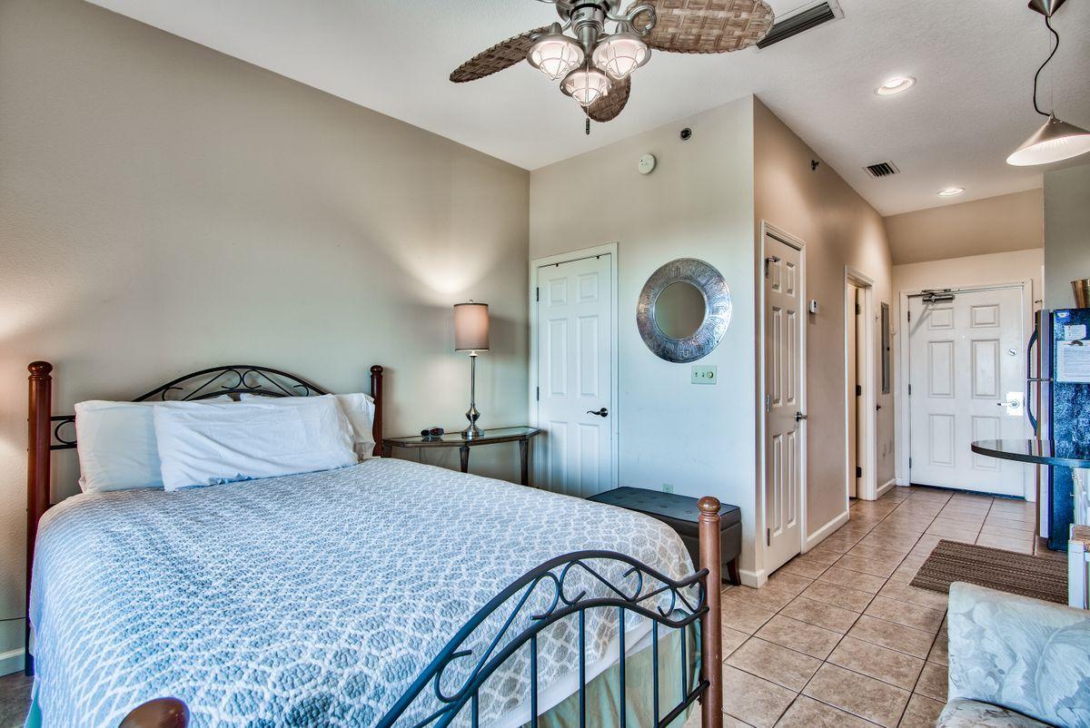 INN AT SEACREST BEACH (THE) - Residential