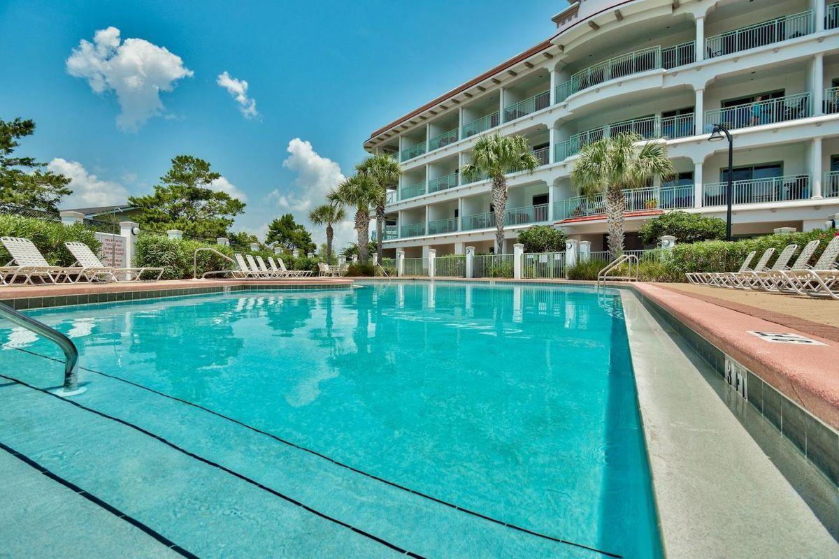 INN AT SEACREST BEACH (THE) - Residential