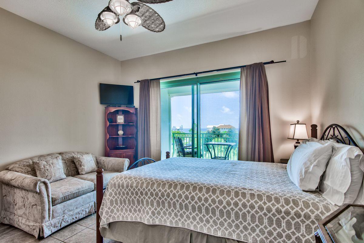 INN AT SEACREST BEACH (THE) - Residential