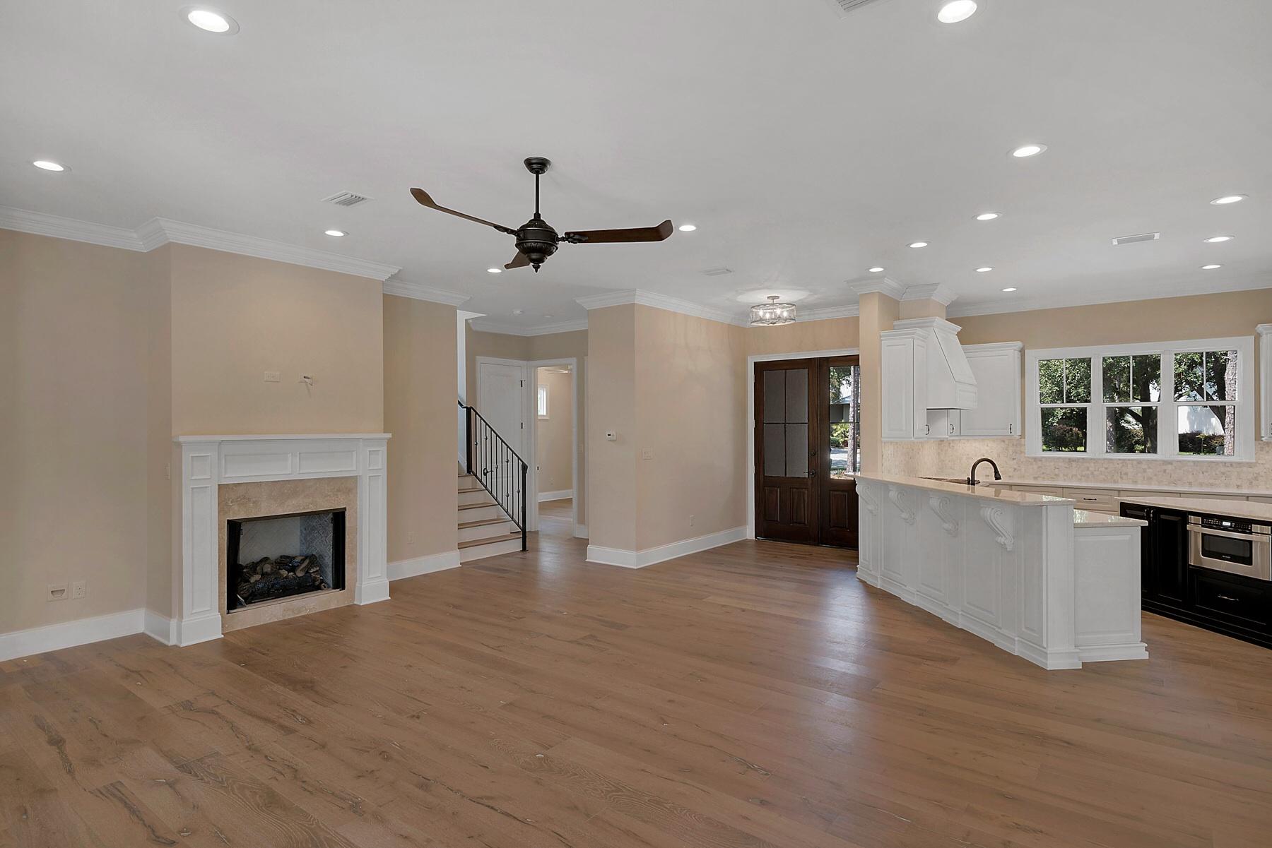 DEL MAR AT SANDESTIN - Residential