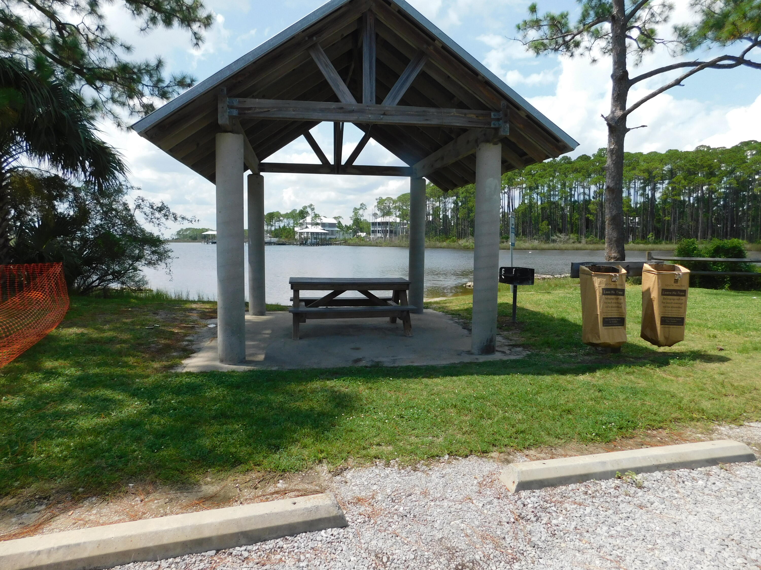 TOWN OF SANTA ROSA - Land