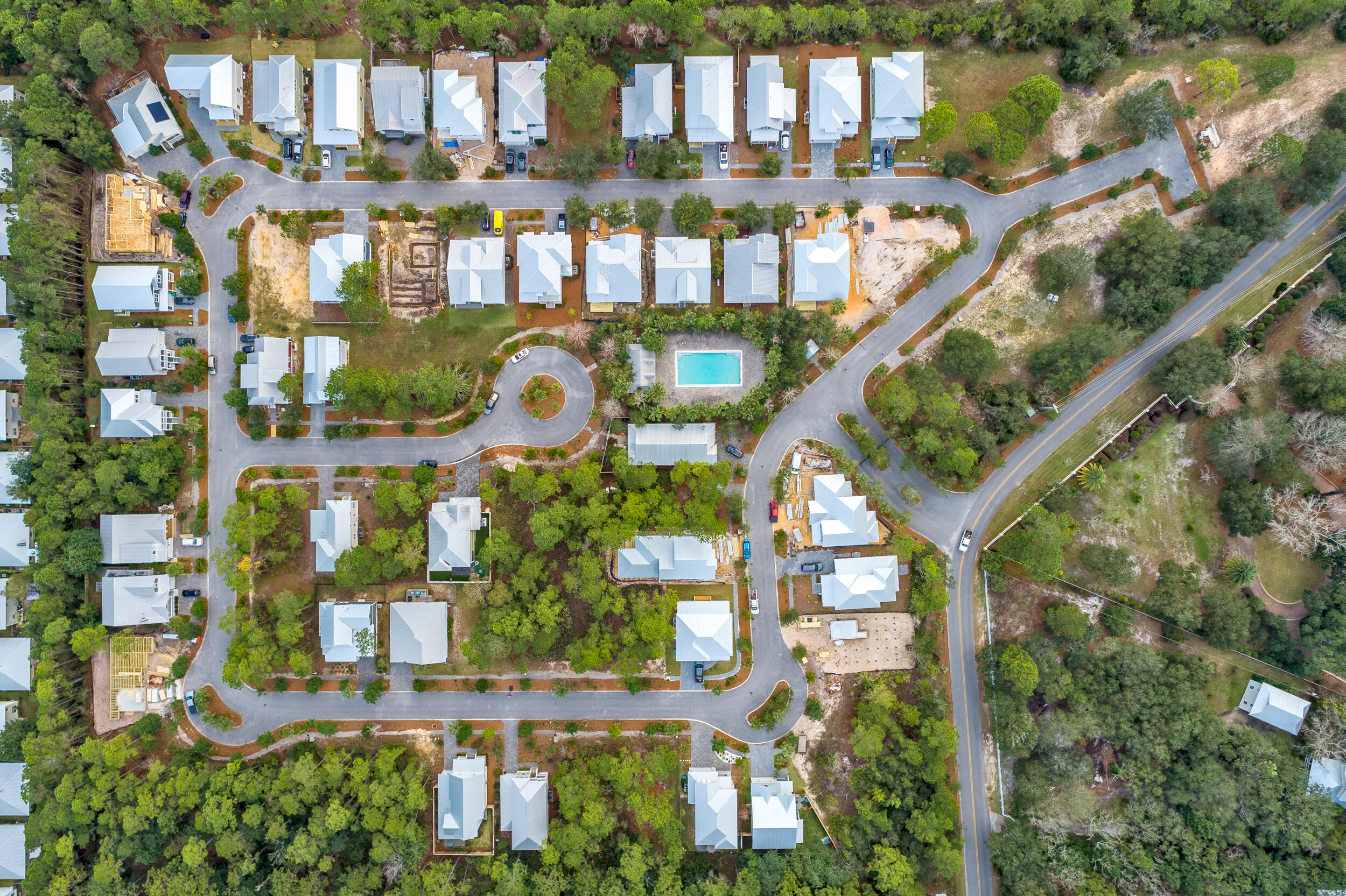 HIDDEN GROVE - Residential
