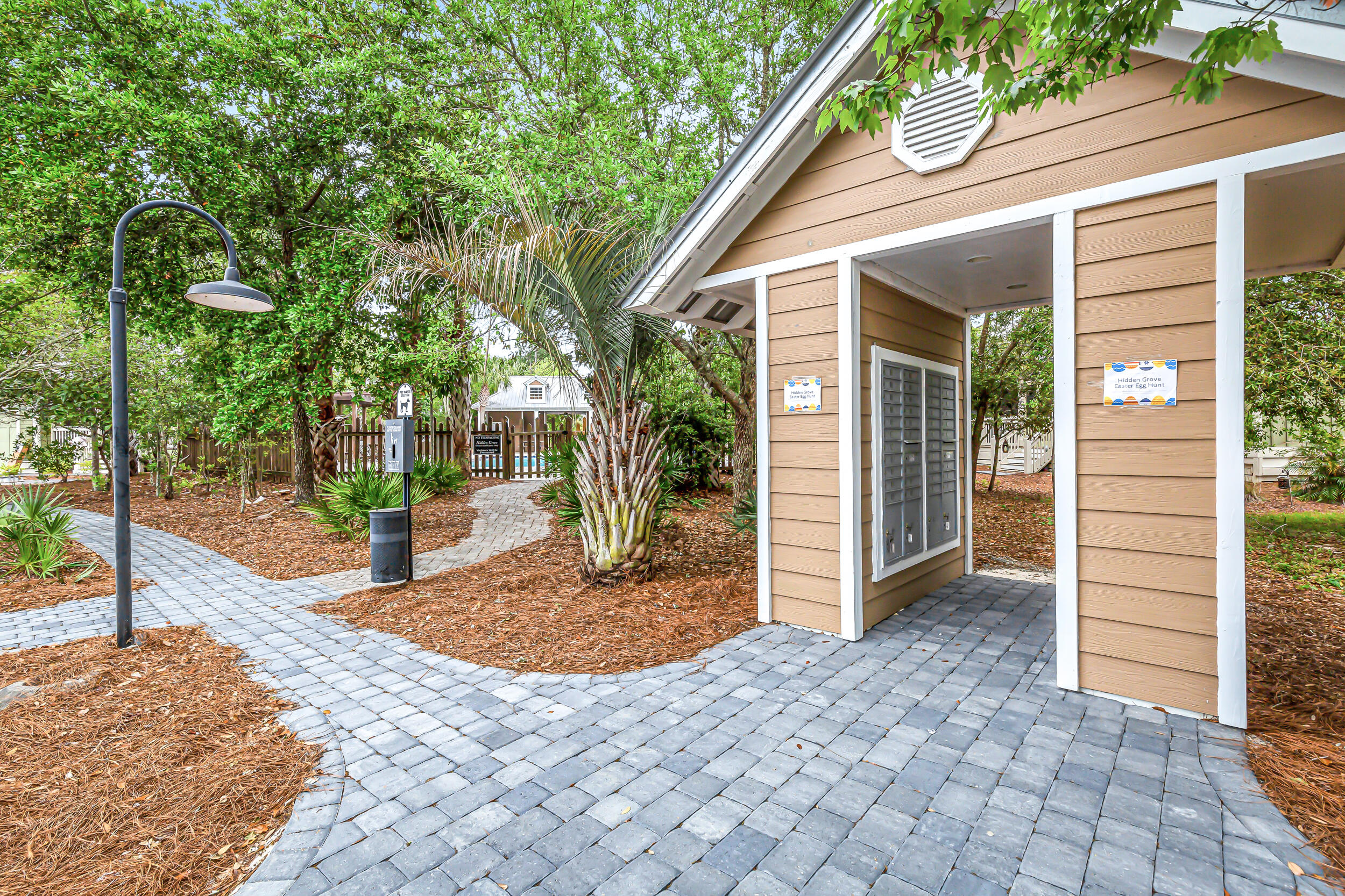HIDDEN GROVE - Residential