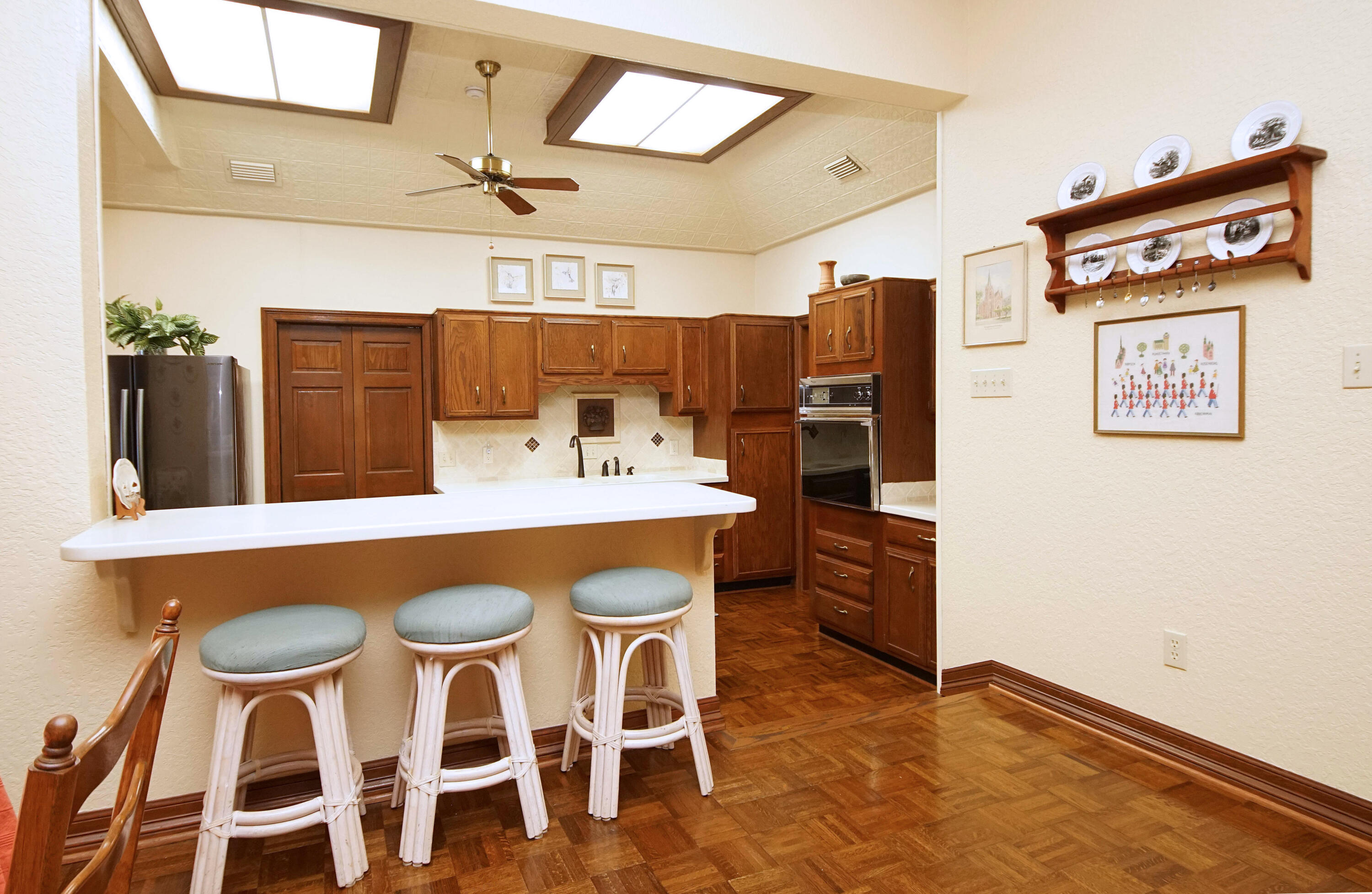 AZALEA SHORES - Residential