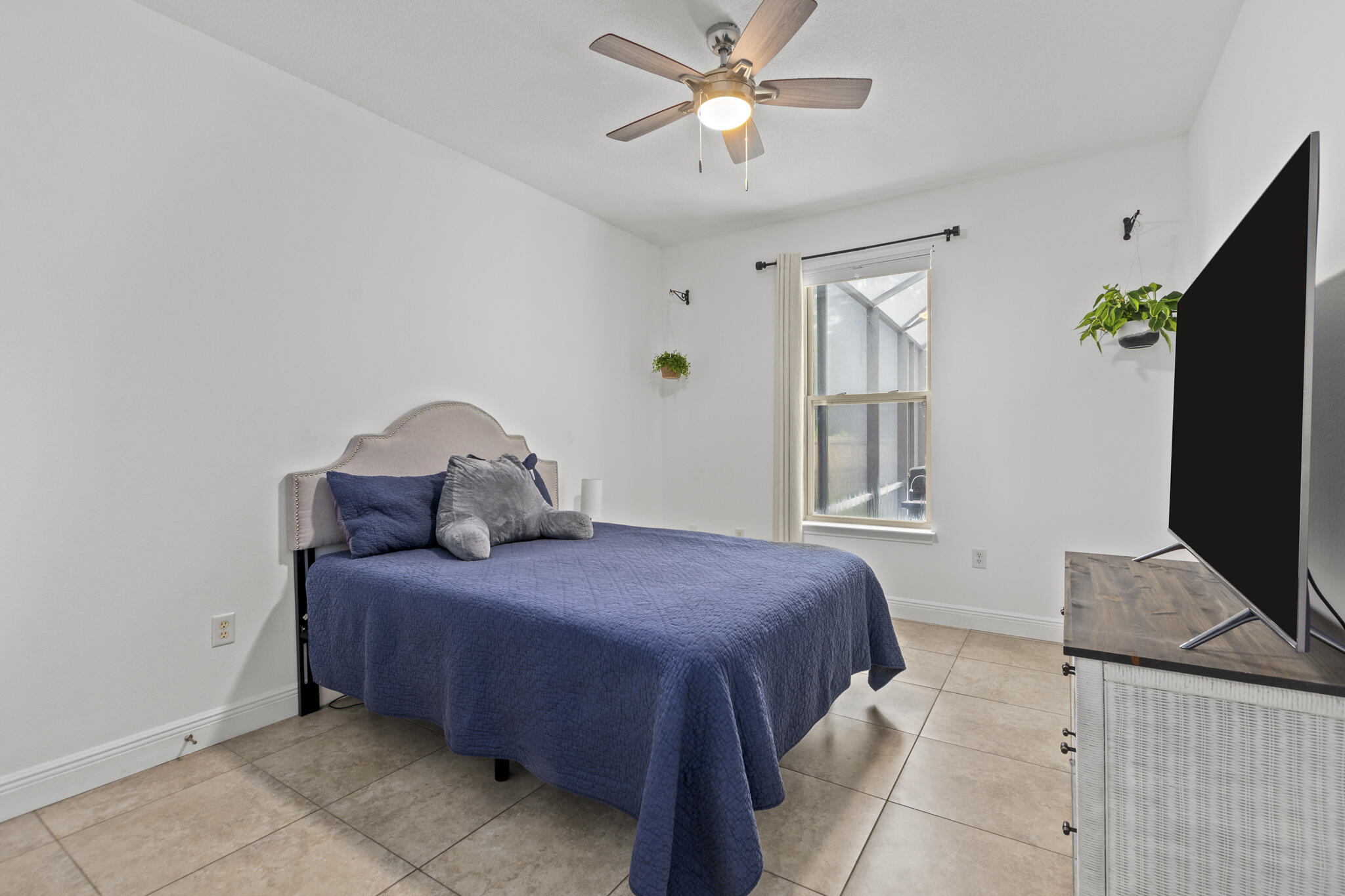 FLAMINGO VILLAGE aka Emerald Walk - Residential