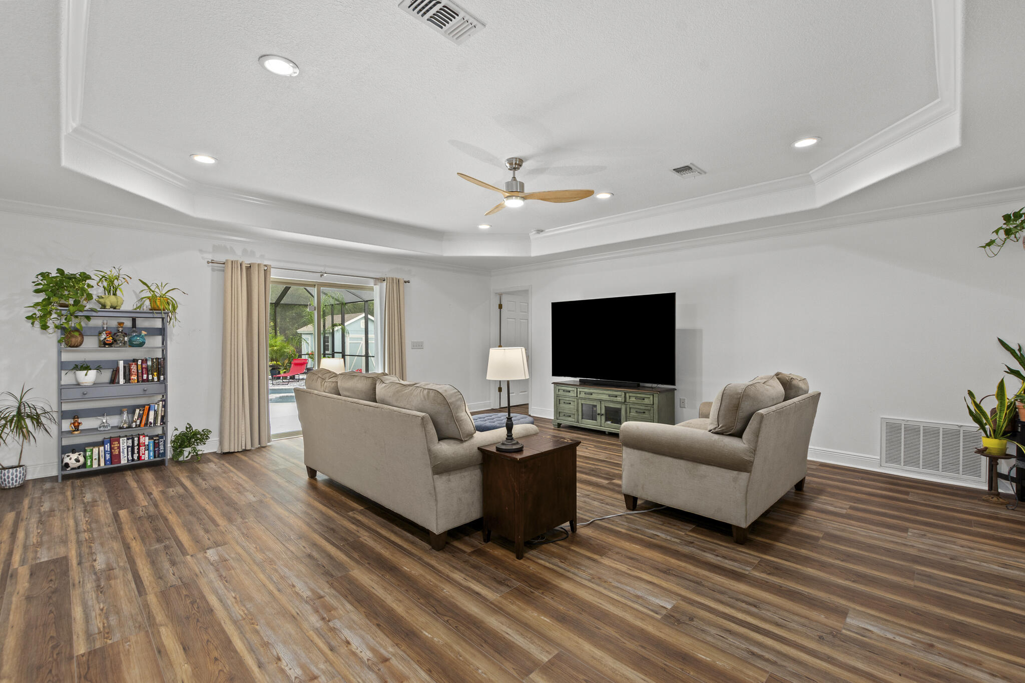 FLAMINGO VILLAGE aka Emerald Walk - Residential